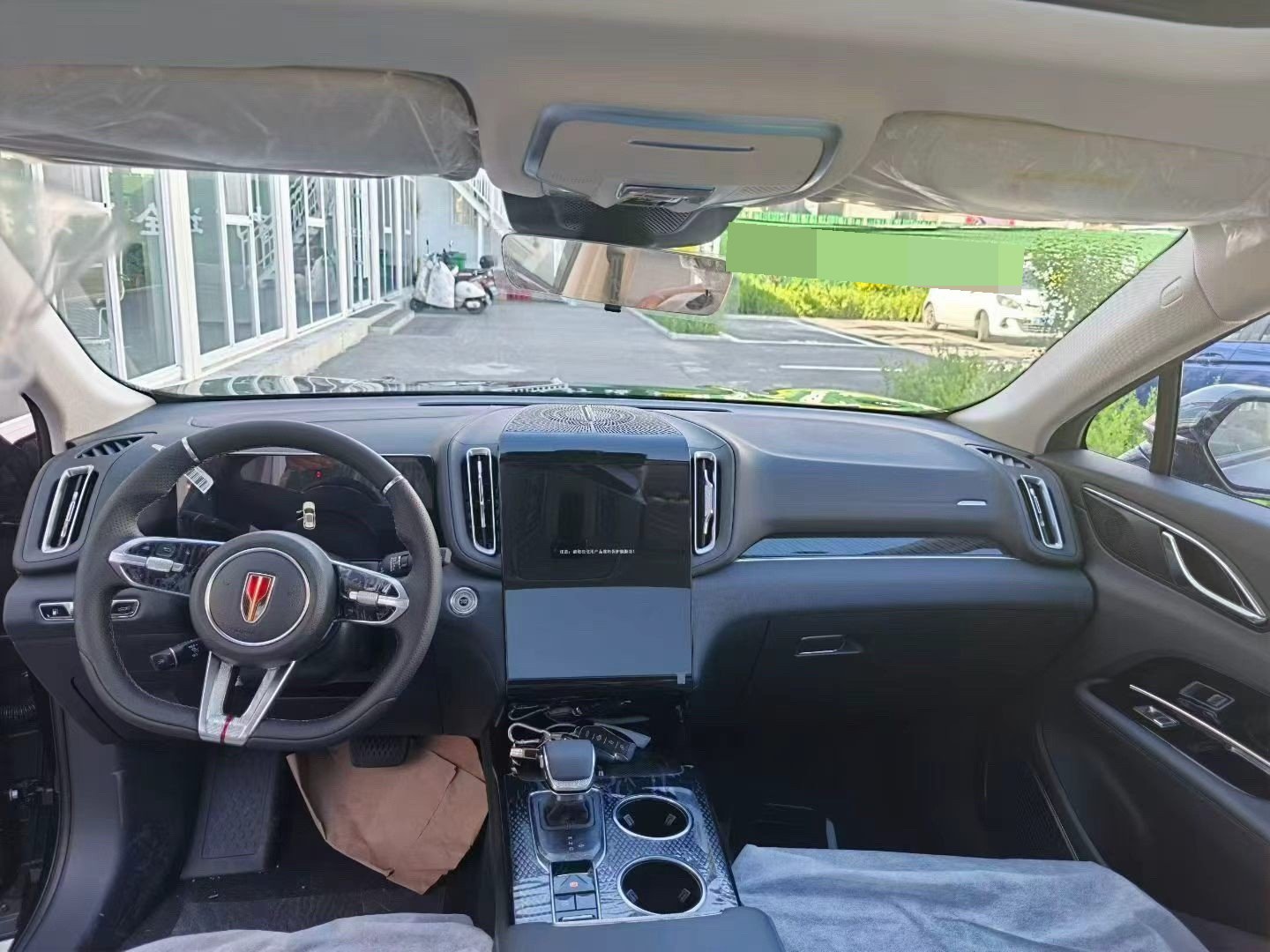 红旗 2025款 HS3 PHEV 1.5T 125km 劲为200万辆纪念版