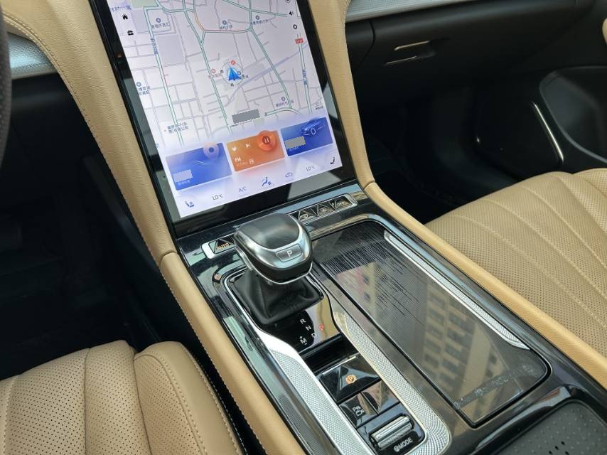 Hongqi H5 2023 2.0T Smart Connect Flagship Comfort Edition
