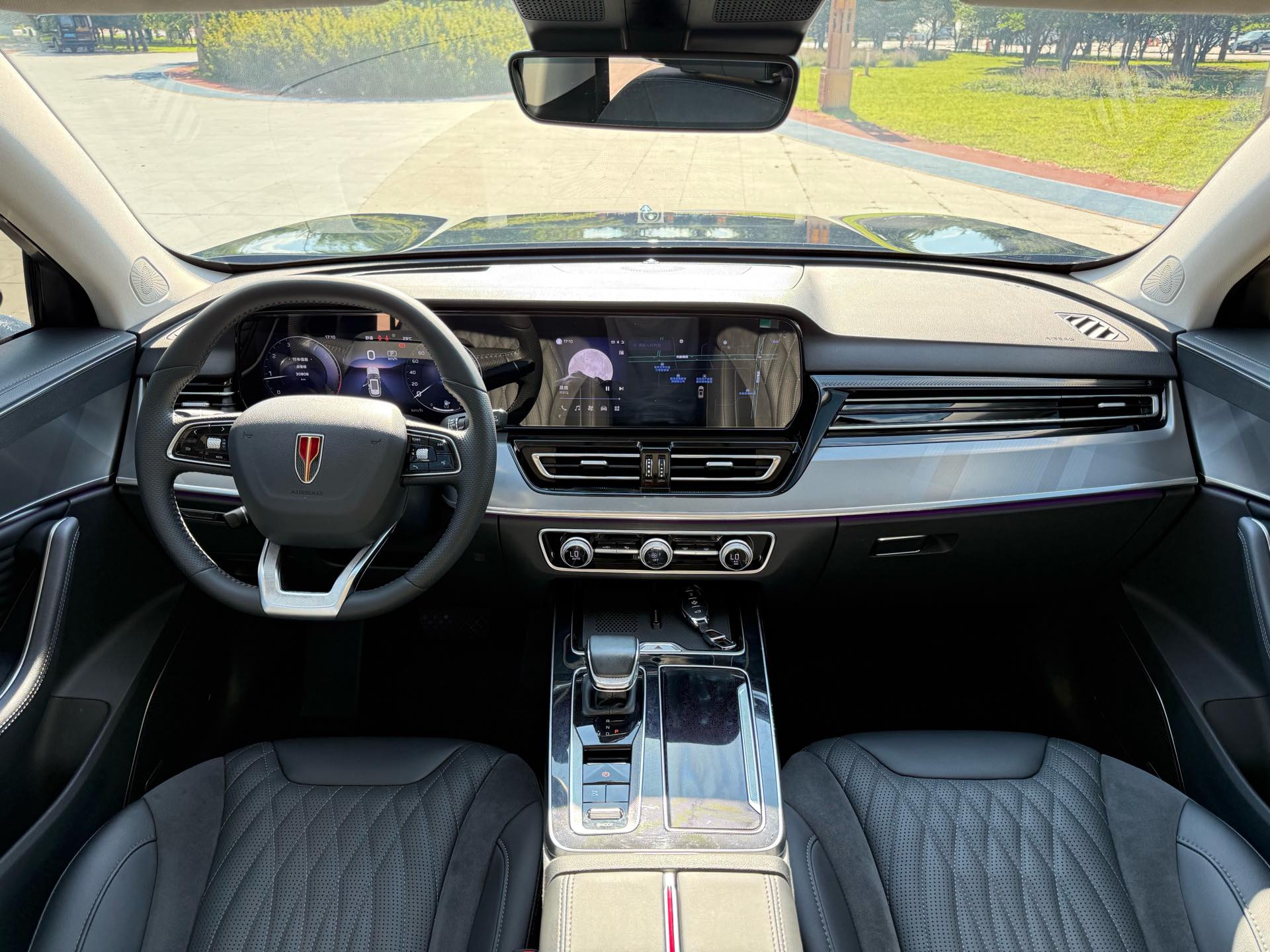 红旗 2023款 HS5 2.0T 旗悦Pro版