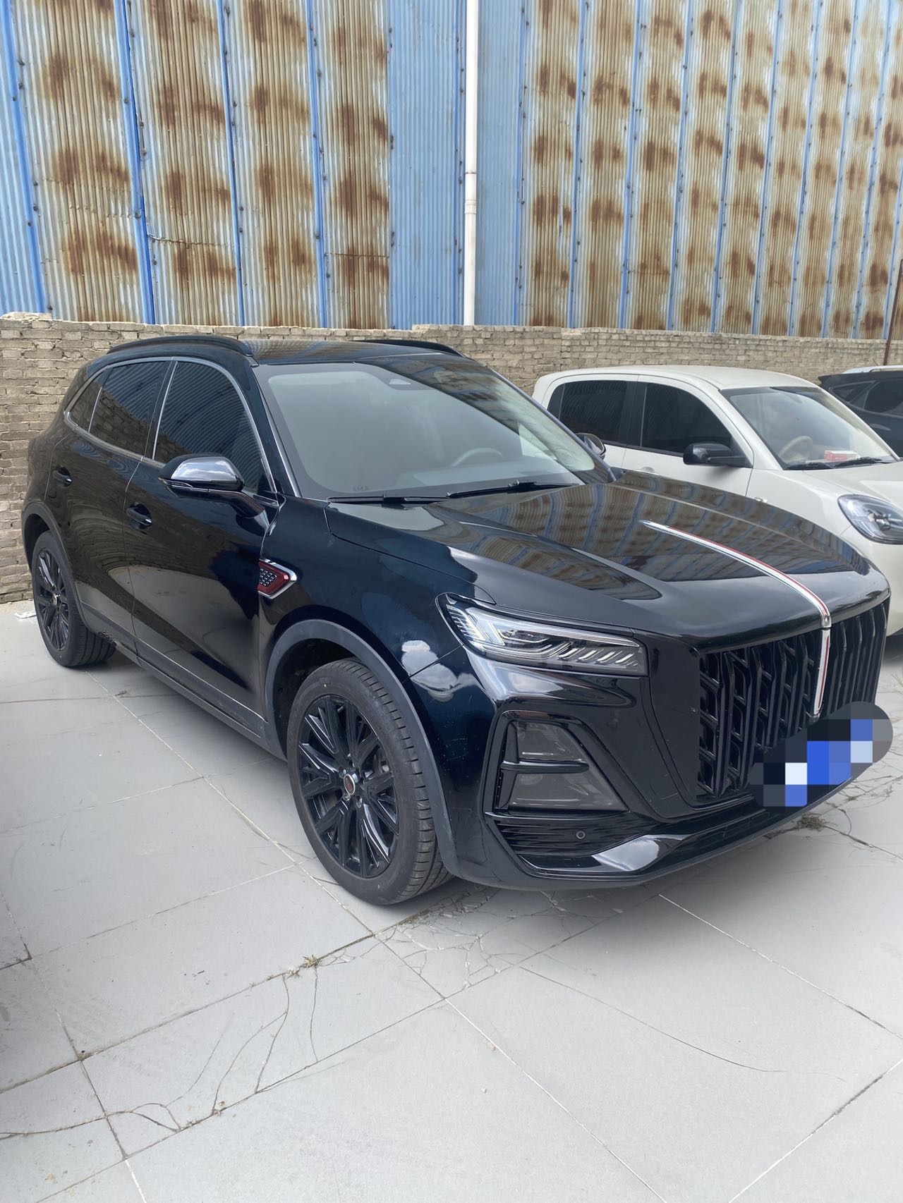 红旗 2025款 HS5 2.0T 两驱玄影版