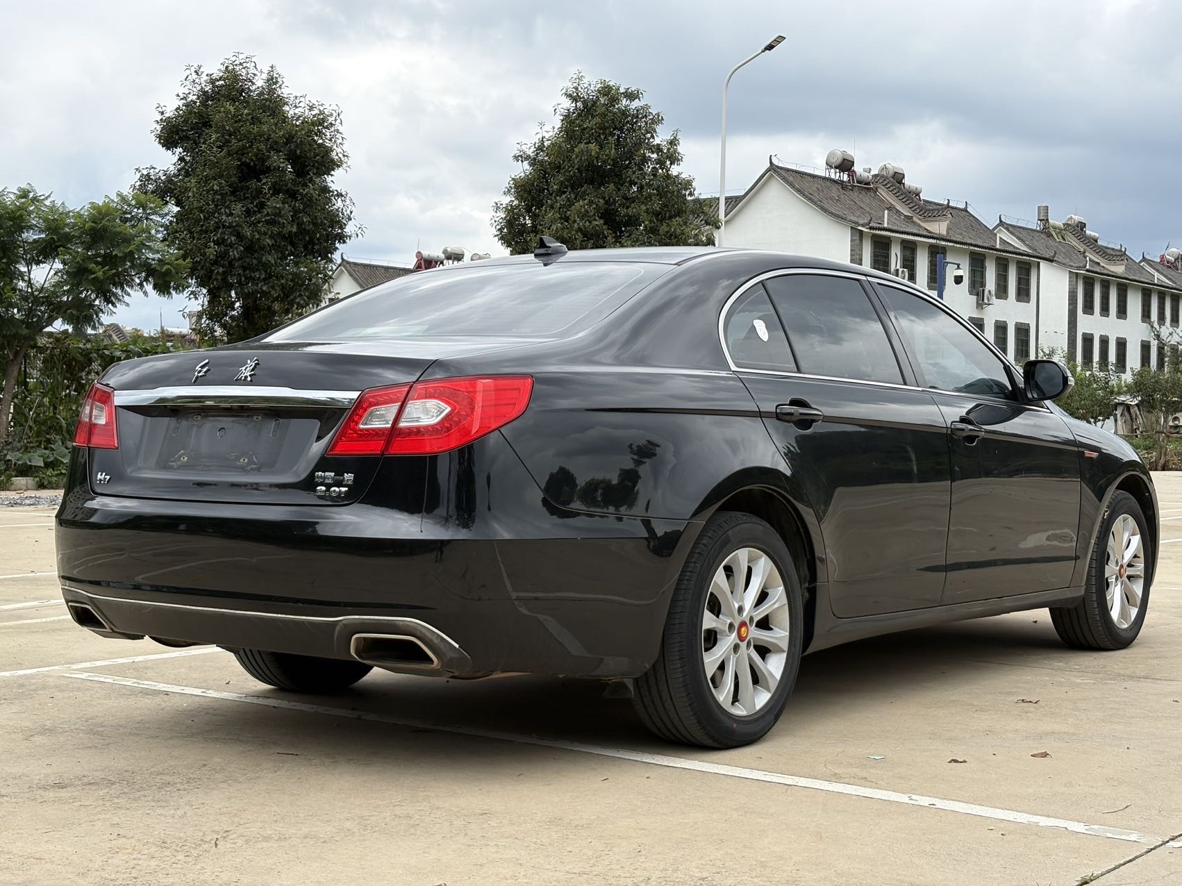 红旗 2015款 H7 2.0T 豪华型