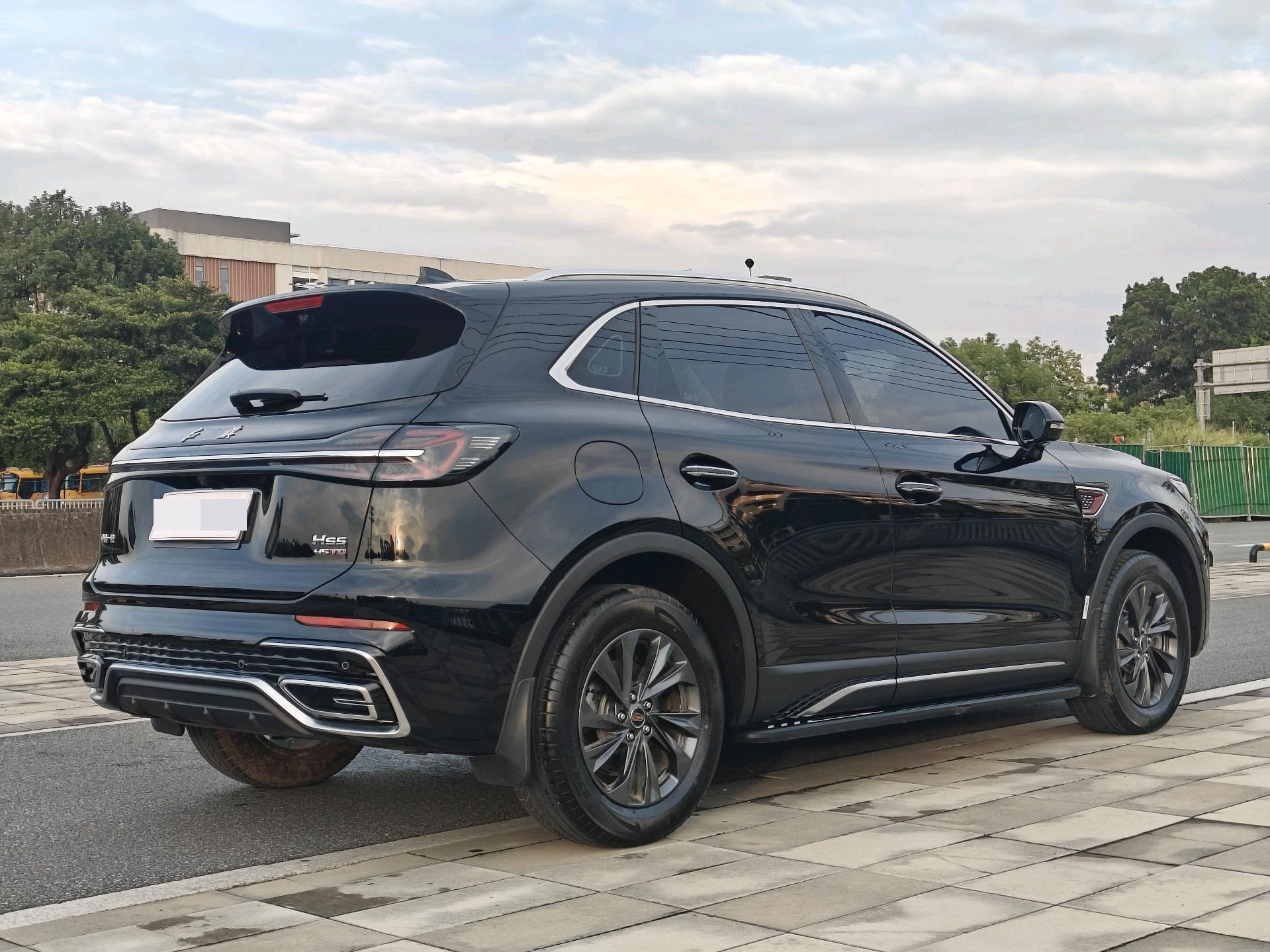 红旗 2025款 HS5 2.0T 两驱旗享Pro版