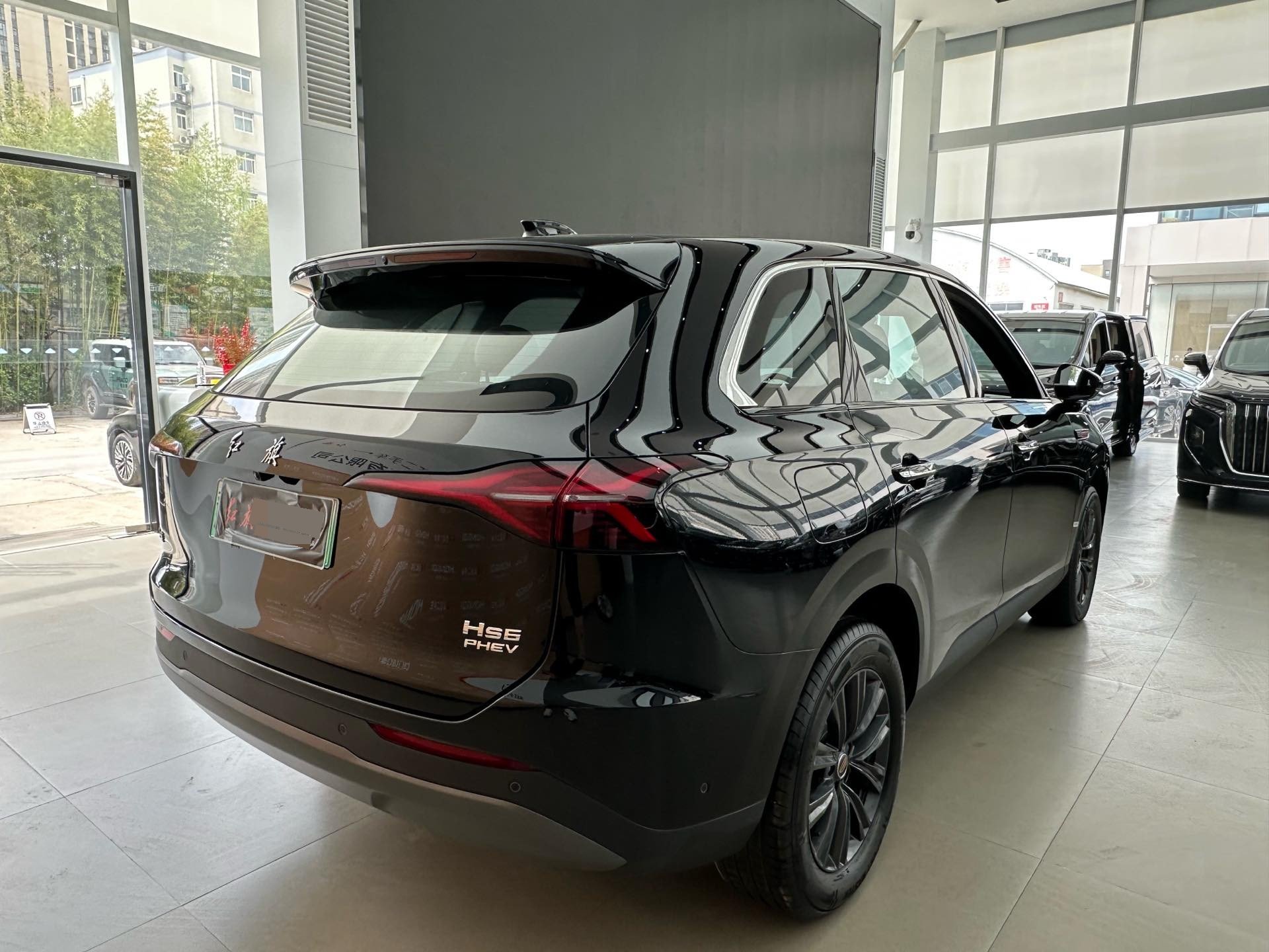 红旗 2026款 HS6 PHEV 1.5T 145智混版