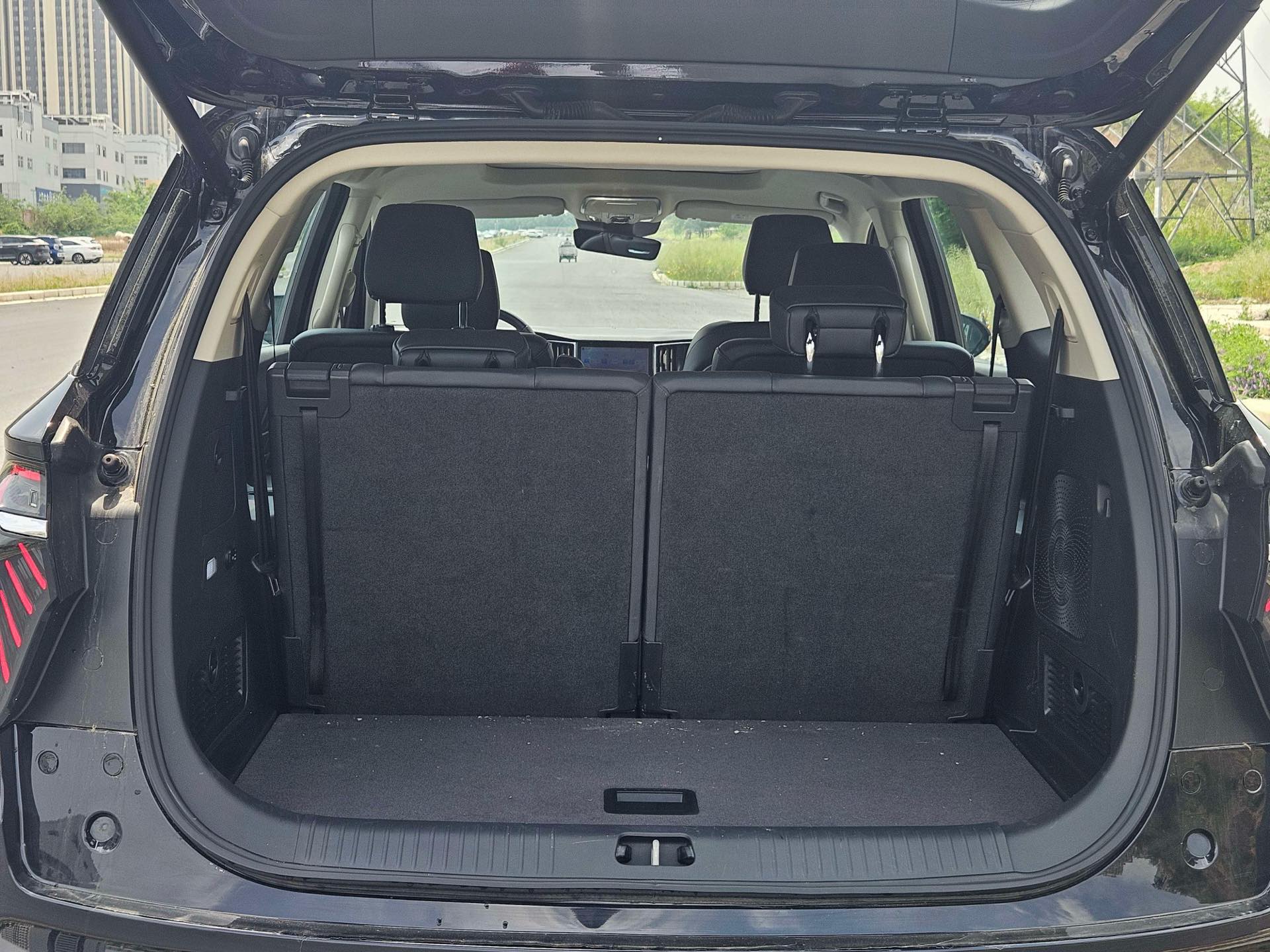 Hongqi HS7 PHEV 2.0T 4WD Flagship Comfort 6-Seater 2024