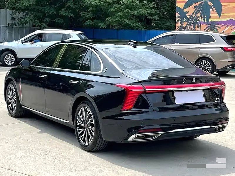 红旗 2025款 H5 2.0T 旗畅50万辆纪念版