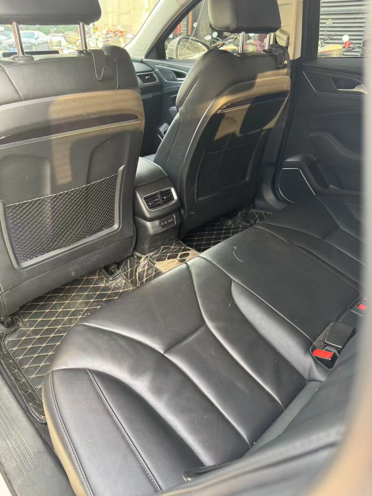 Hongqi H5 2022 1.5TD Qiyun