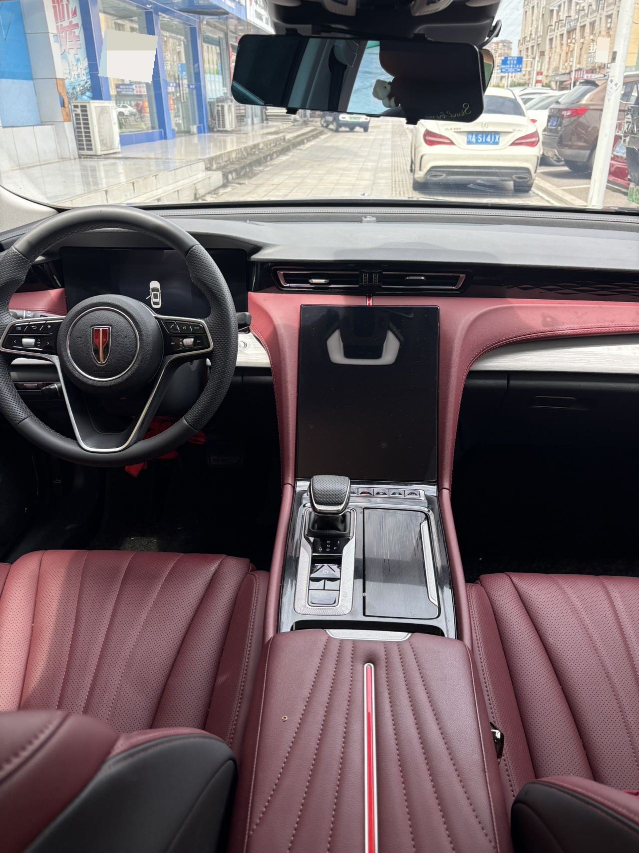 红旗 2025款 H5 1.5T 旗韵50万辆纪念版