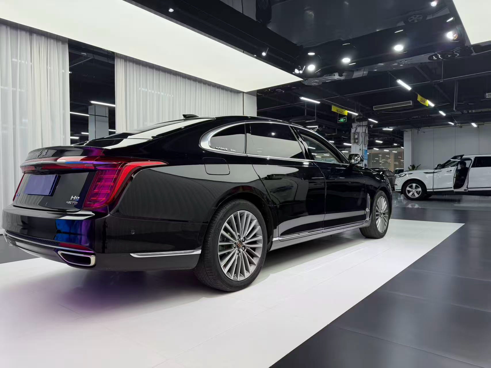 Hongqi H9 2020 48V 2.0T Smart Flagship