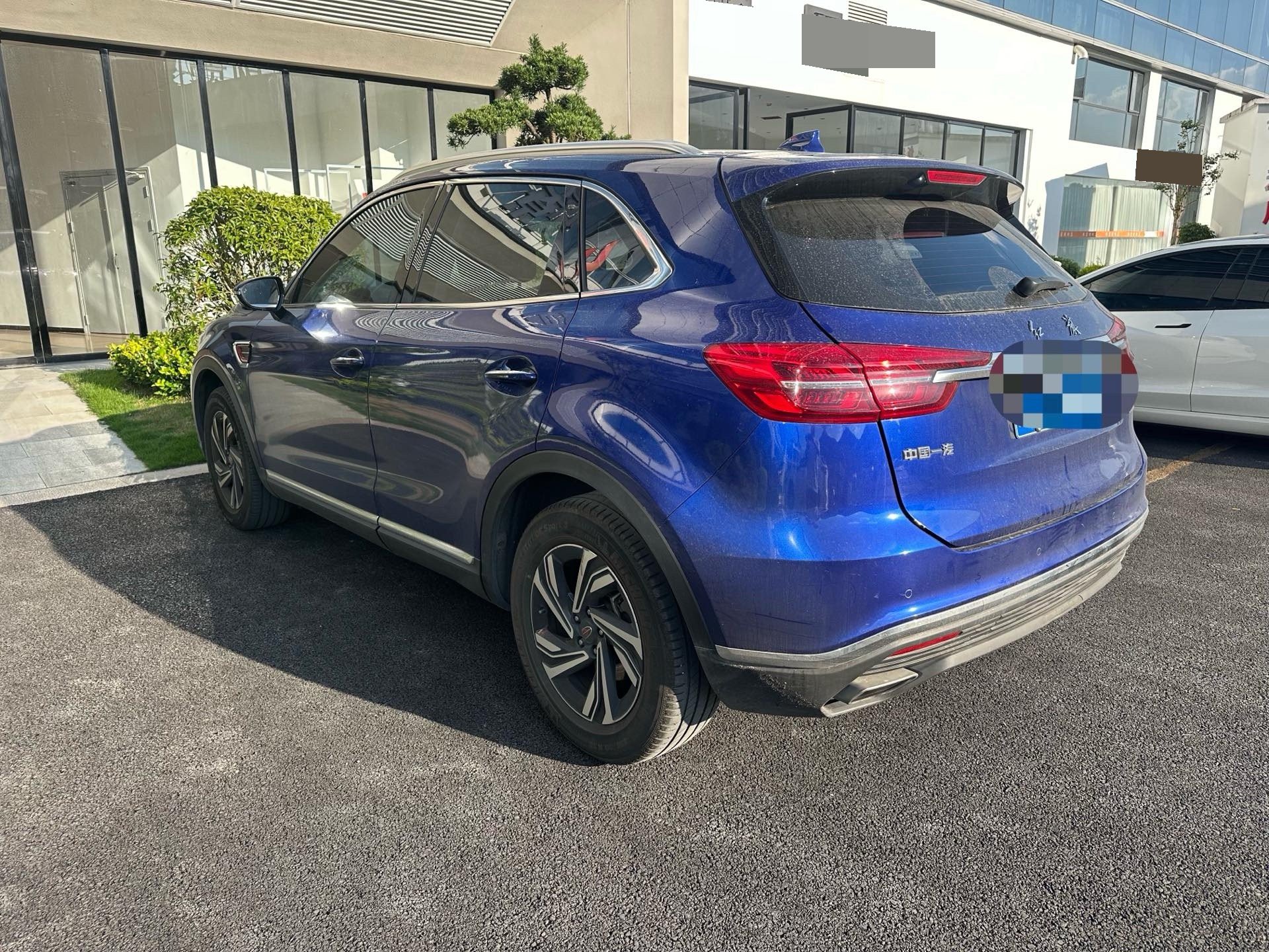 红旗 2022款 HS5 2.0T 智联旗享版