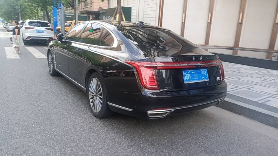红旗 2020款 H9 48V 2.0T 智联旗畅版