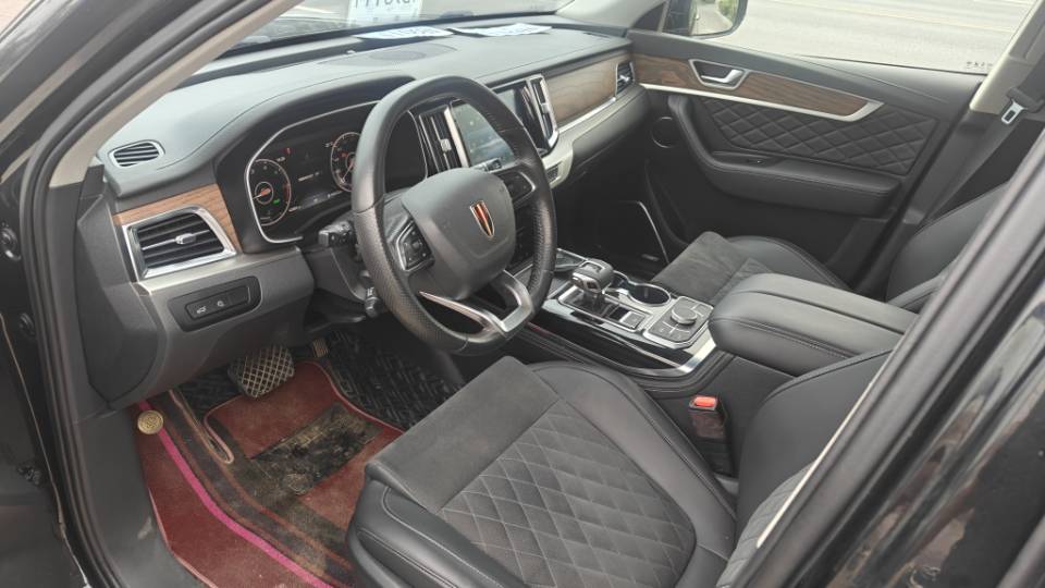 红旗 2021款 HS7 48V 2.0T 两驱智联旗享版