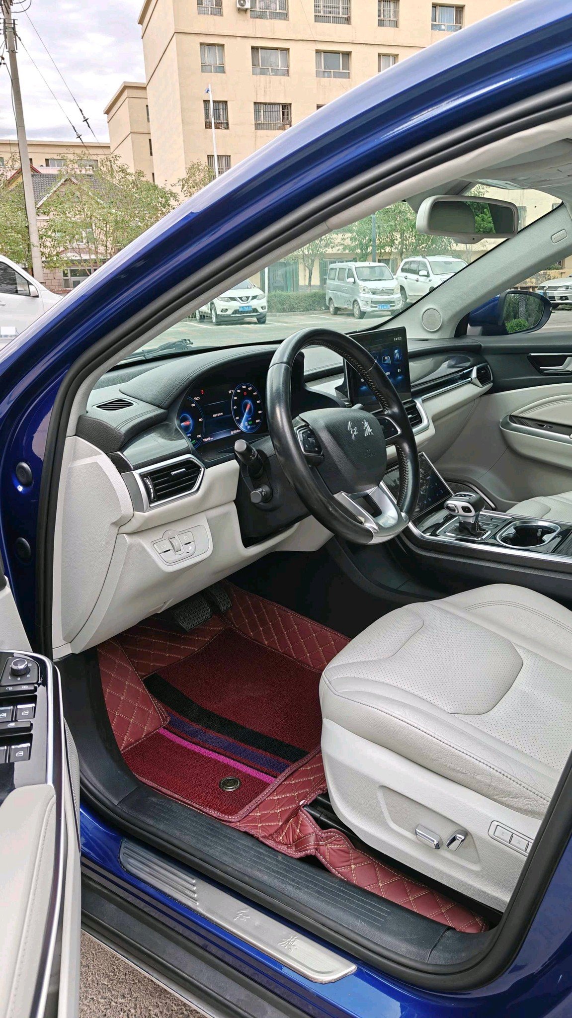 Hongqi E-HS3 2019 2WD Smart Connect Qiyue