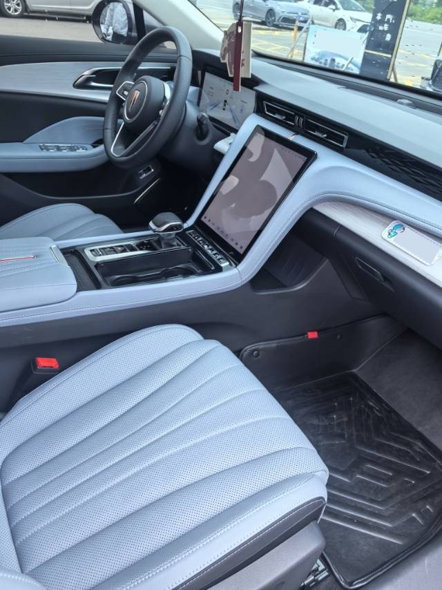 Hongqi H5 PHEV 2025 1.5T 170 Super Hybrid