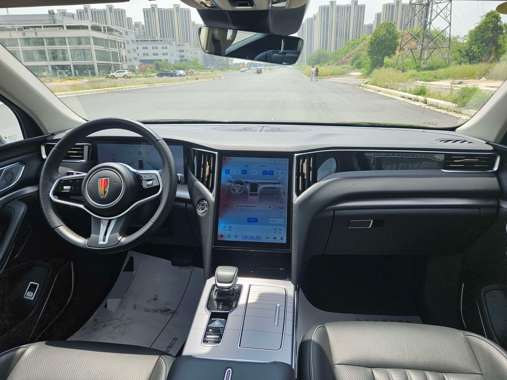 Hongqi HS7 PHEV 2.0T 4WD Flagship Comfort 6-Seater 2024