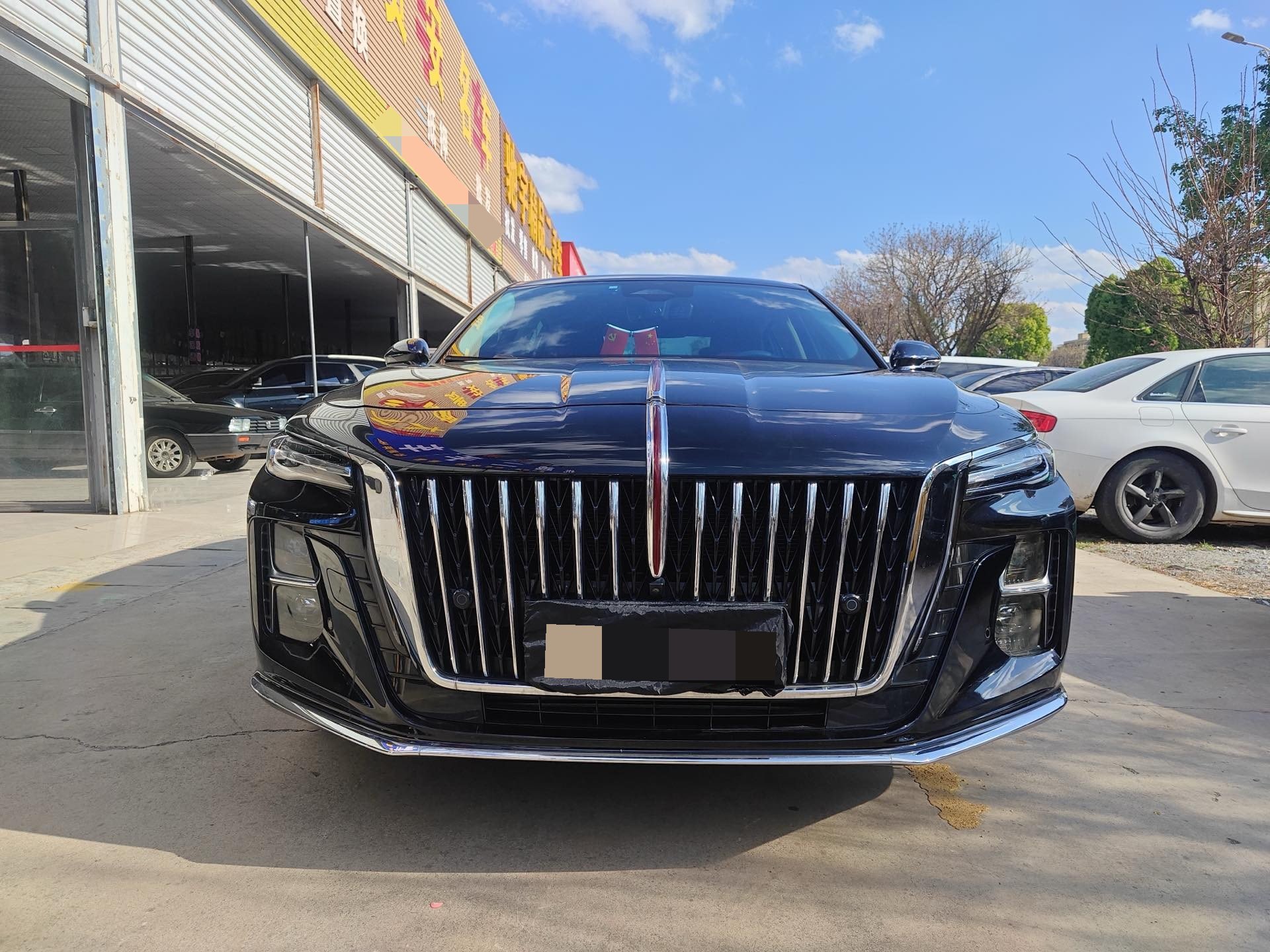 Hongqi H5 2023 2.0T Smart Connect Flagship Comfort Edition