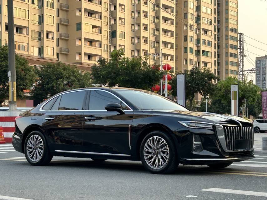 Hongqi H5 2023 2.0T Smart Connect Flagship Comfort Edition