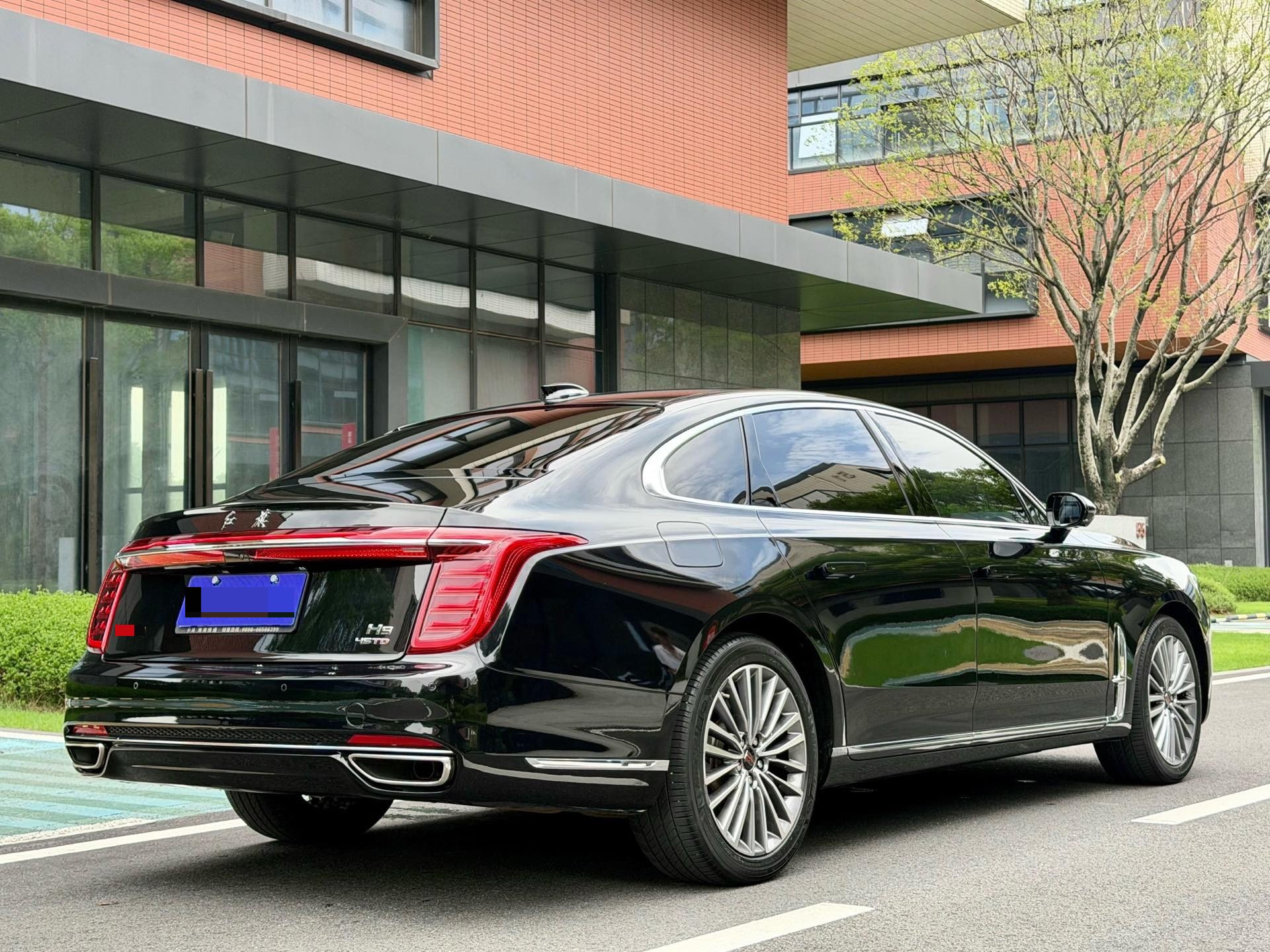红旗 2022款 H9 48V 2.0T 智联旗享版