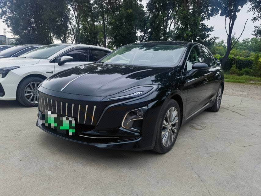 红旗 2024款 E-QM5 500km 出行版