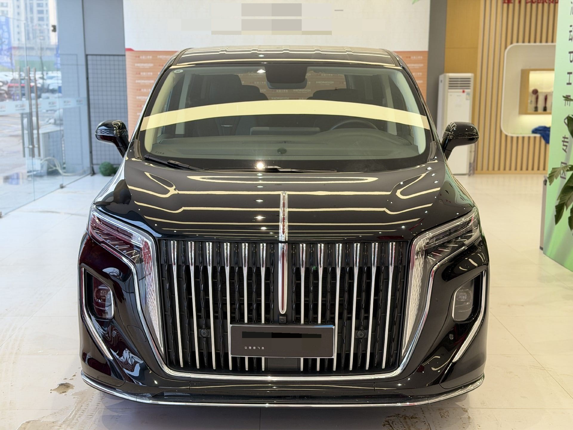 Hongqi HQ9 PHEV 2.0T 4WD Business Edition 2024