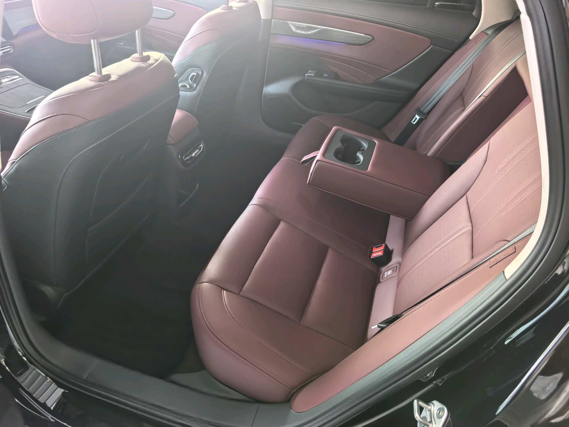 Hongqi H5 2026 2.0T Flagship Pro