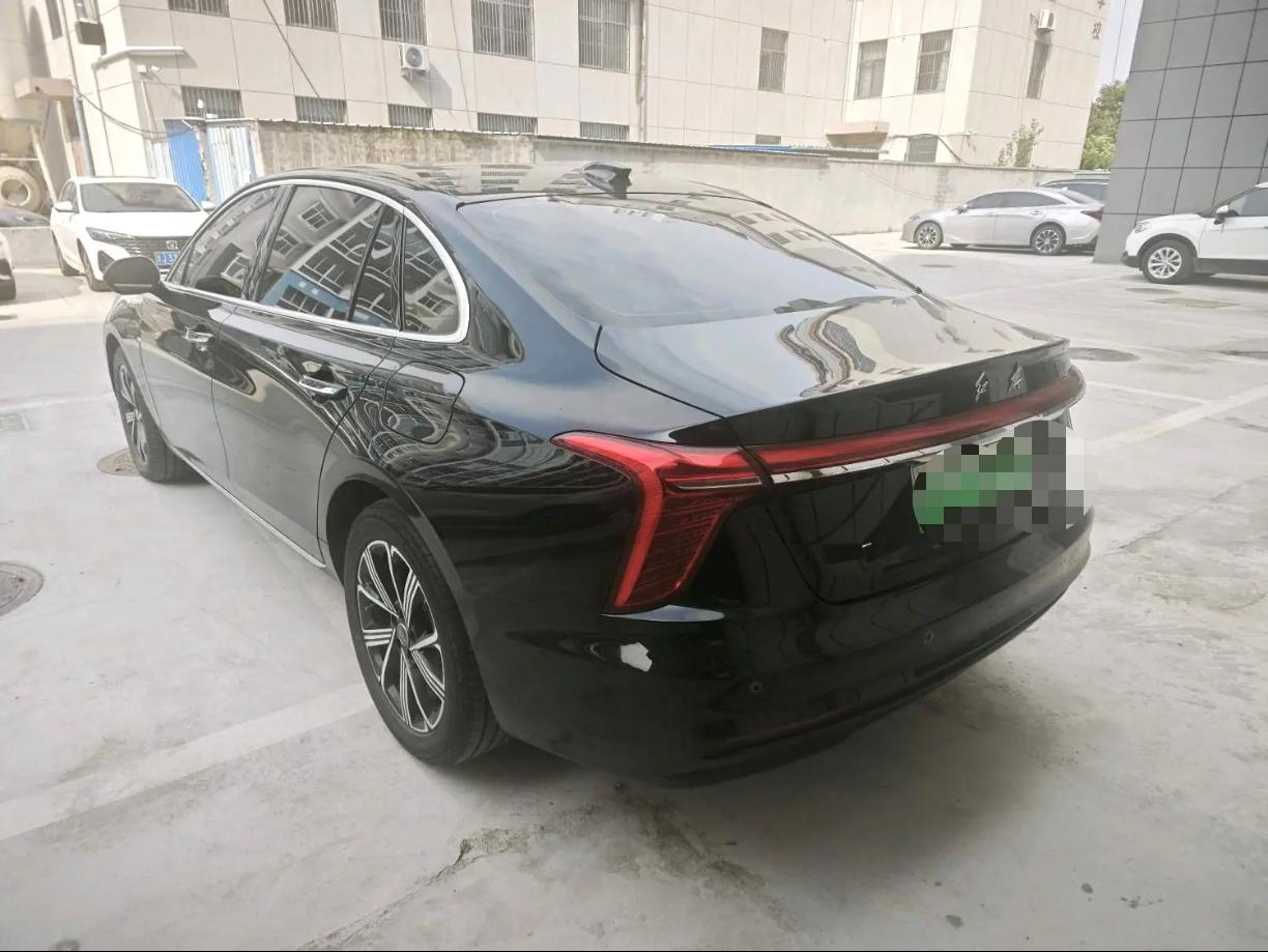 红旗 2025款 H5 PHEV 1.5T 170 超混版
