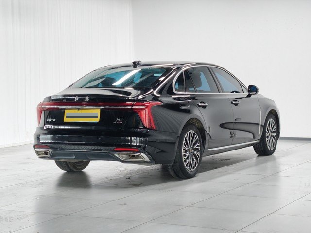 Hongqi H5 2024 2.0T Smart Connect Qi Chang Edition