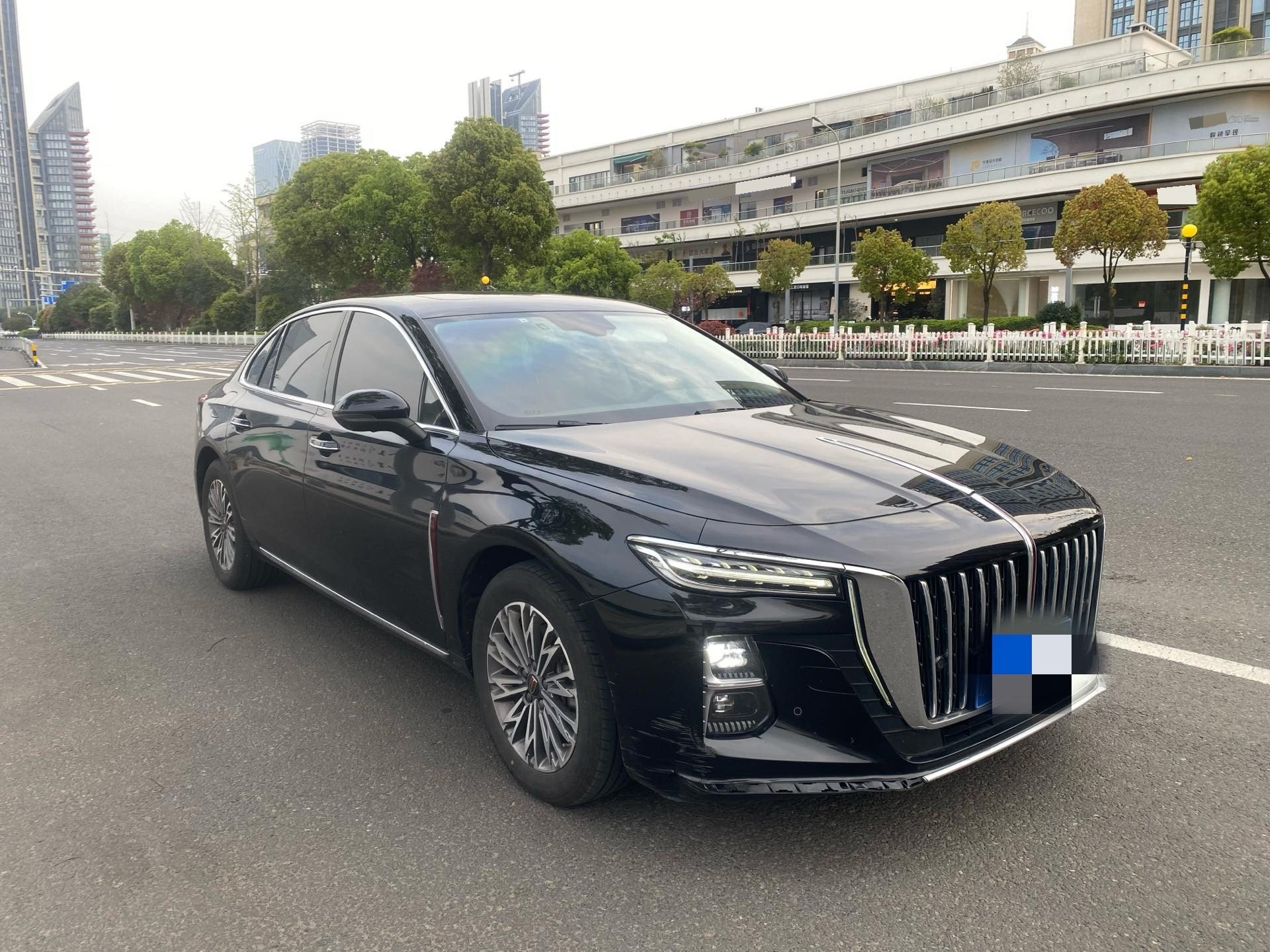 红旗 2024款 H5 1.5T 智联旗韵版