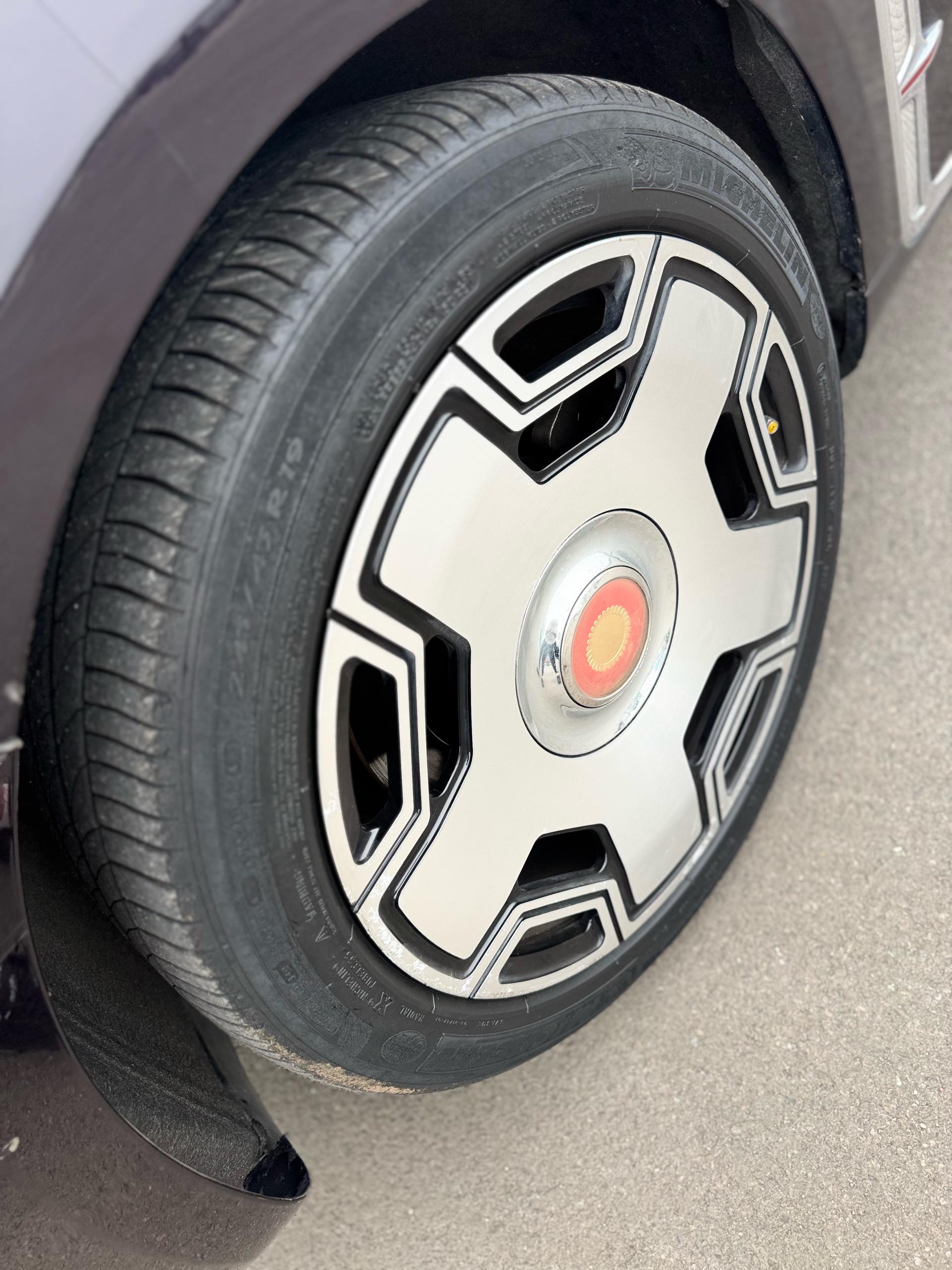 Hongqi H9 2020 48V 2.0T Smart Flagship