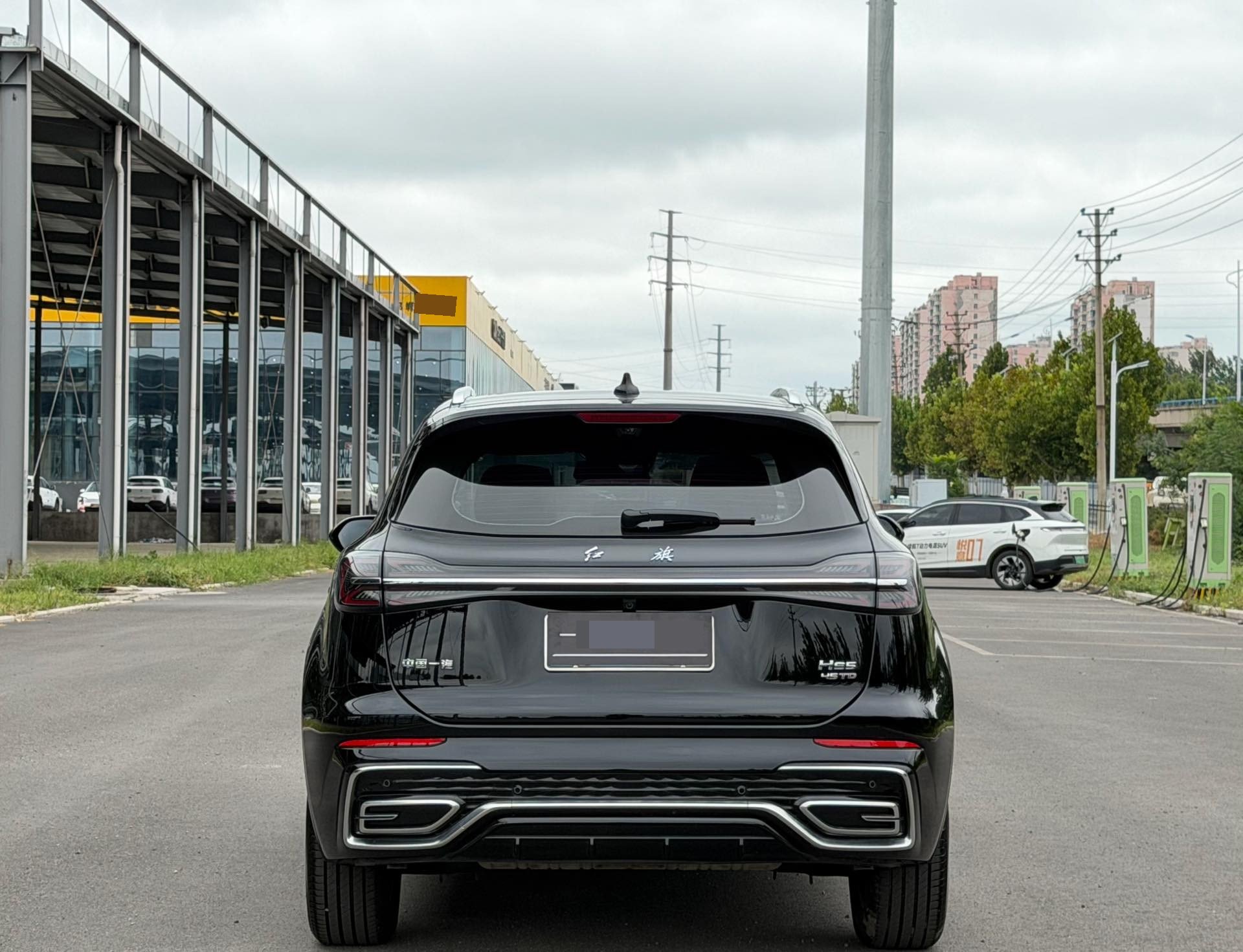 Hongqi HS5 2023 2.0T Qixiang Pro