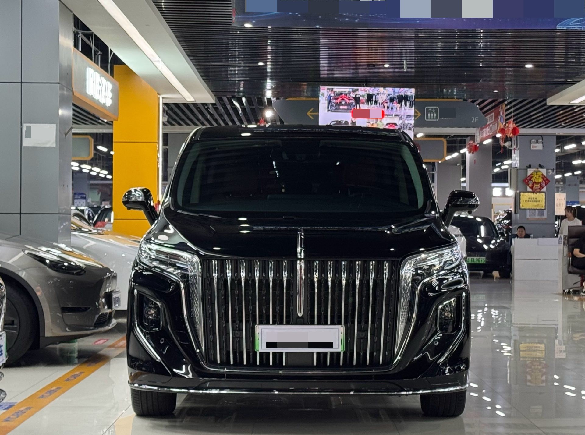 红旗 2024款 HQ9 PHEV 2.0T 四驱商务版