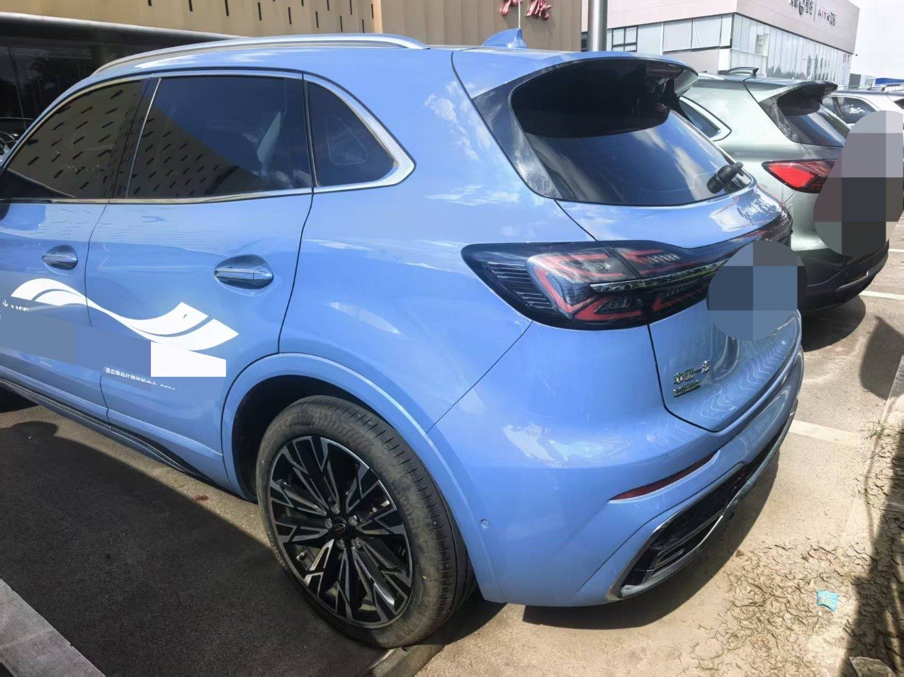 Hongqi HS5 2023 2.0T 4WD Flagship Pro
