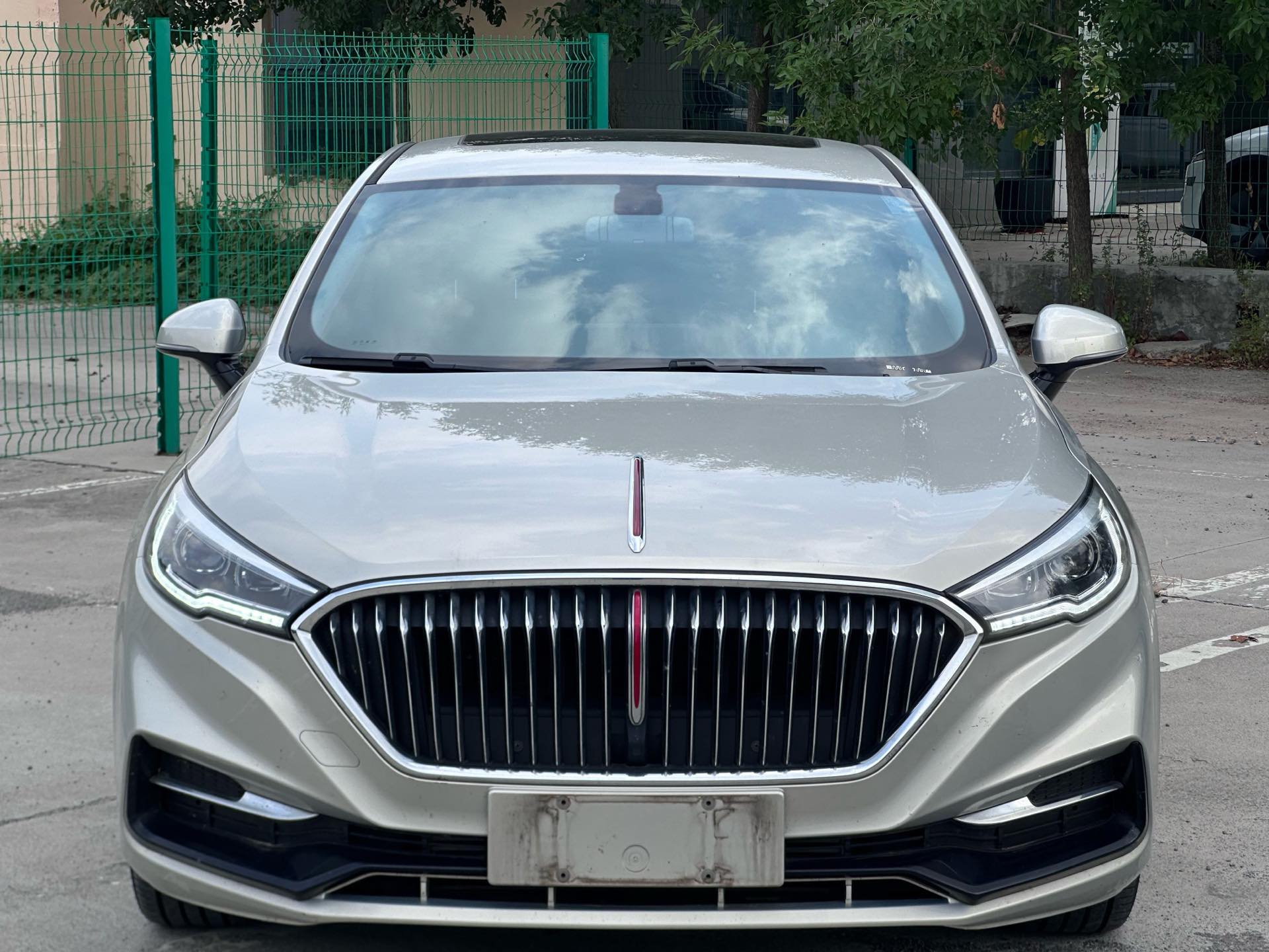 Hongqi H5 2022 1.5TD Qiyun