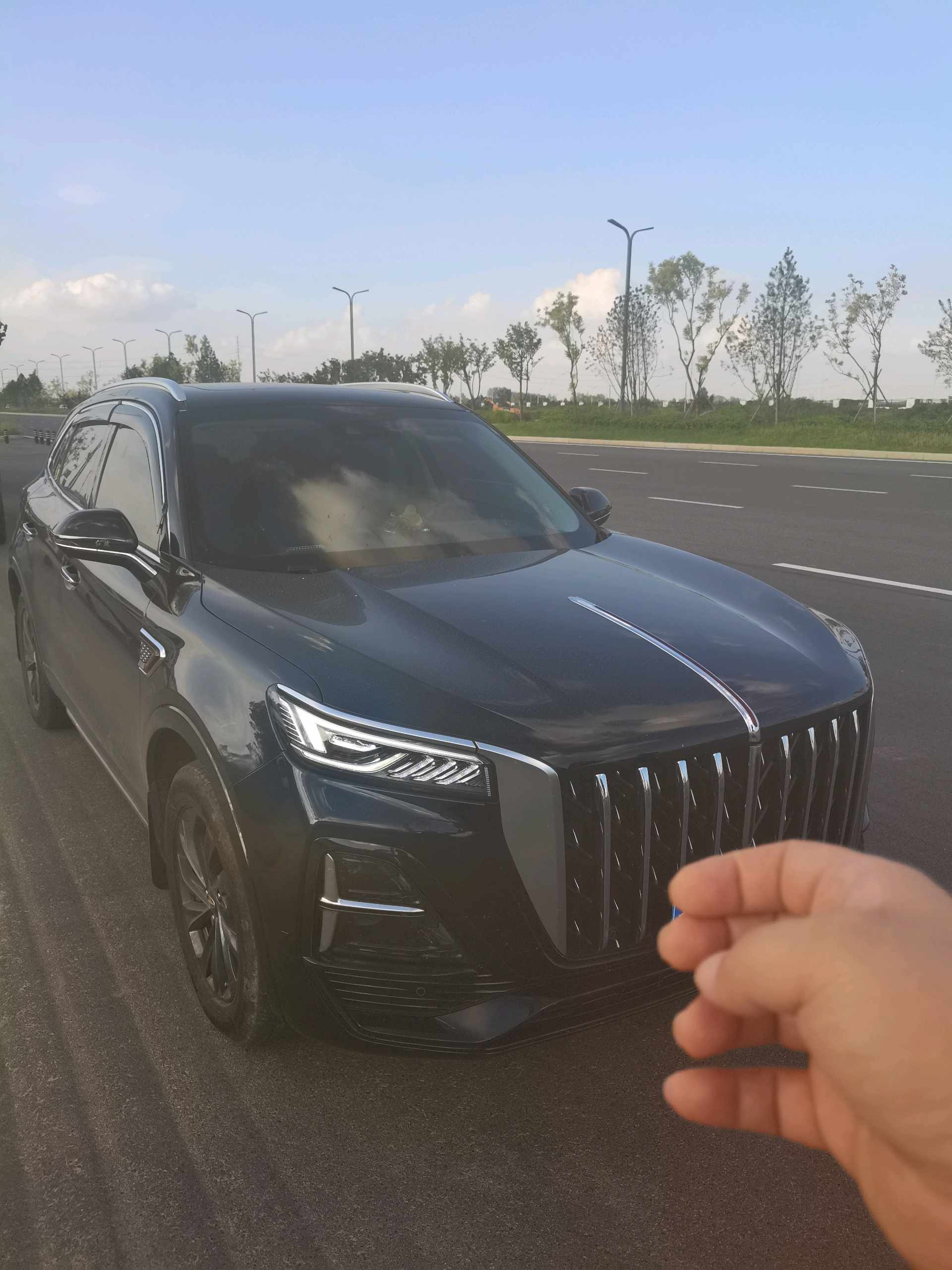红旗 2023款 HS5 2.0T 旗享Pro版