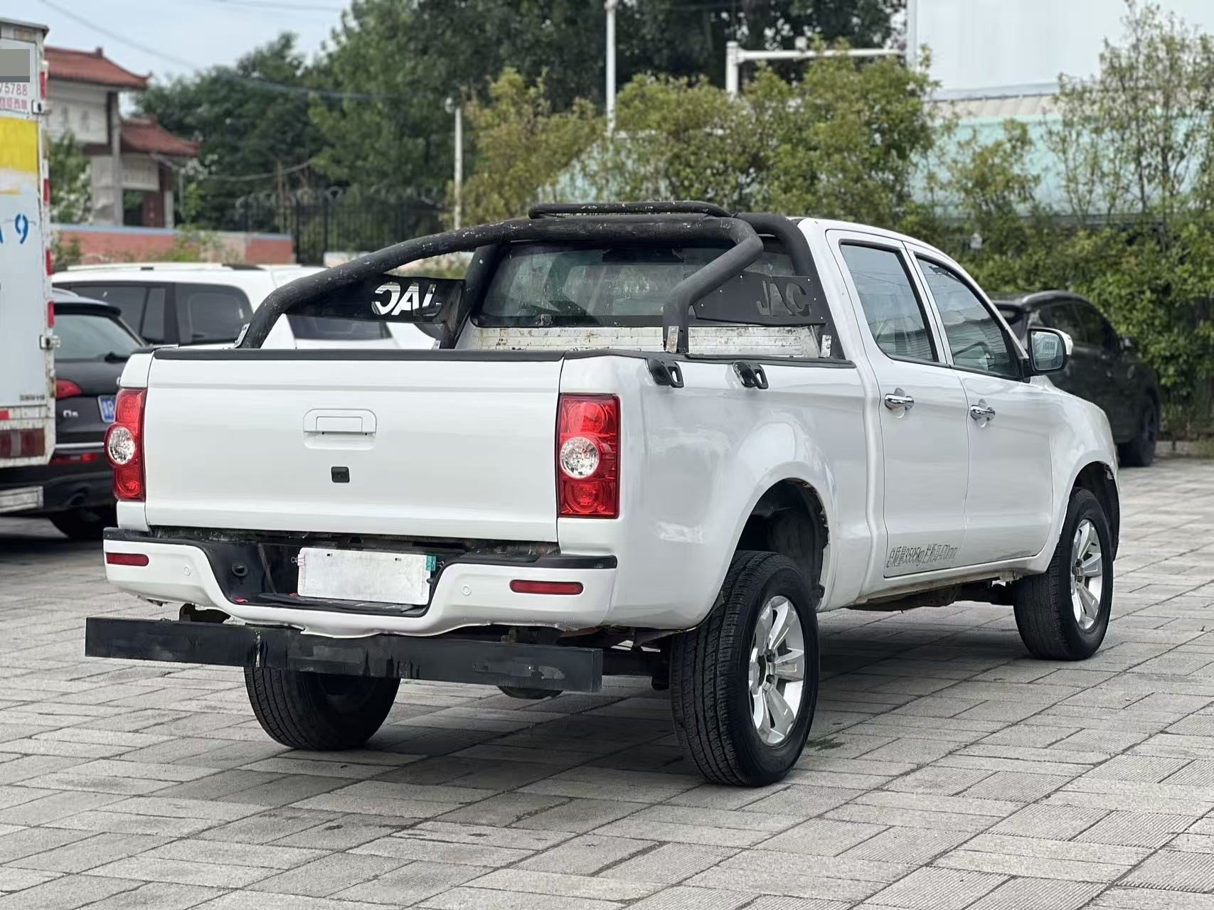 JAC 2019 Shuailing T8 2.0T