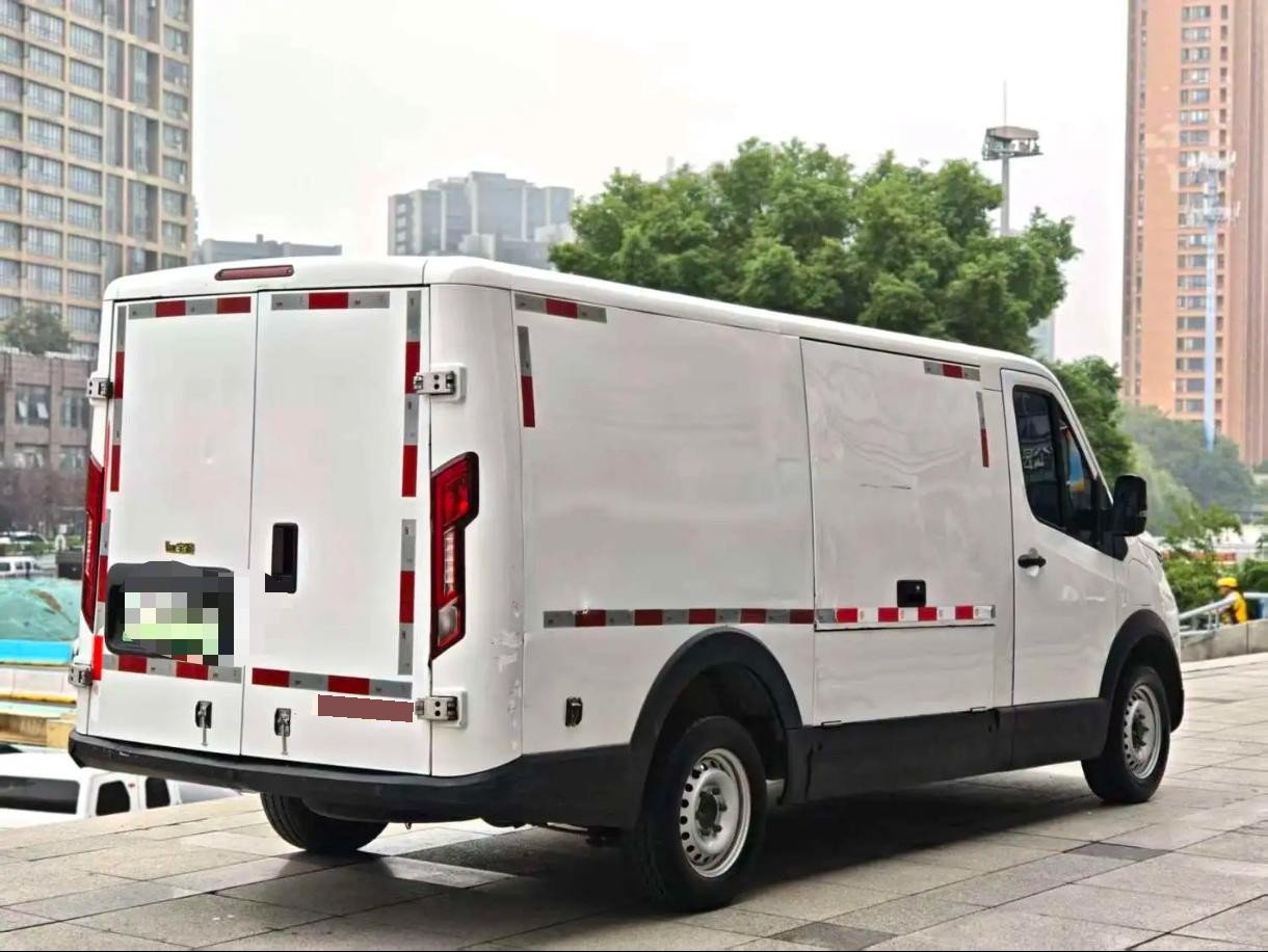 JAC 2024 Van Baolu V8 Linghang Edition Guoxuan High-Tech