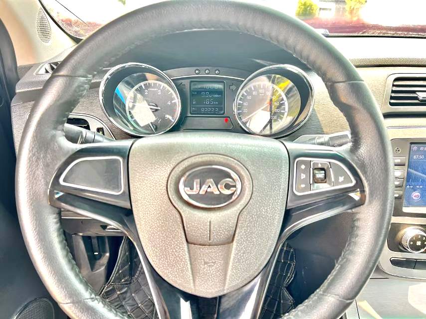 JAC 2015 Shuailing T6 2.8T Long Wheelbase Elite