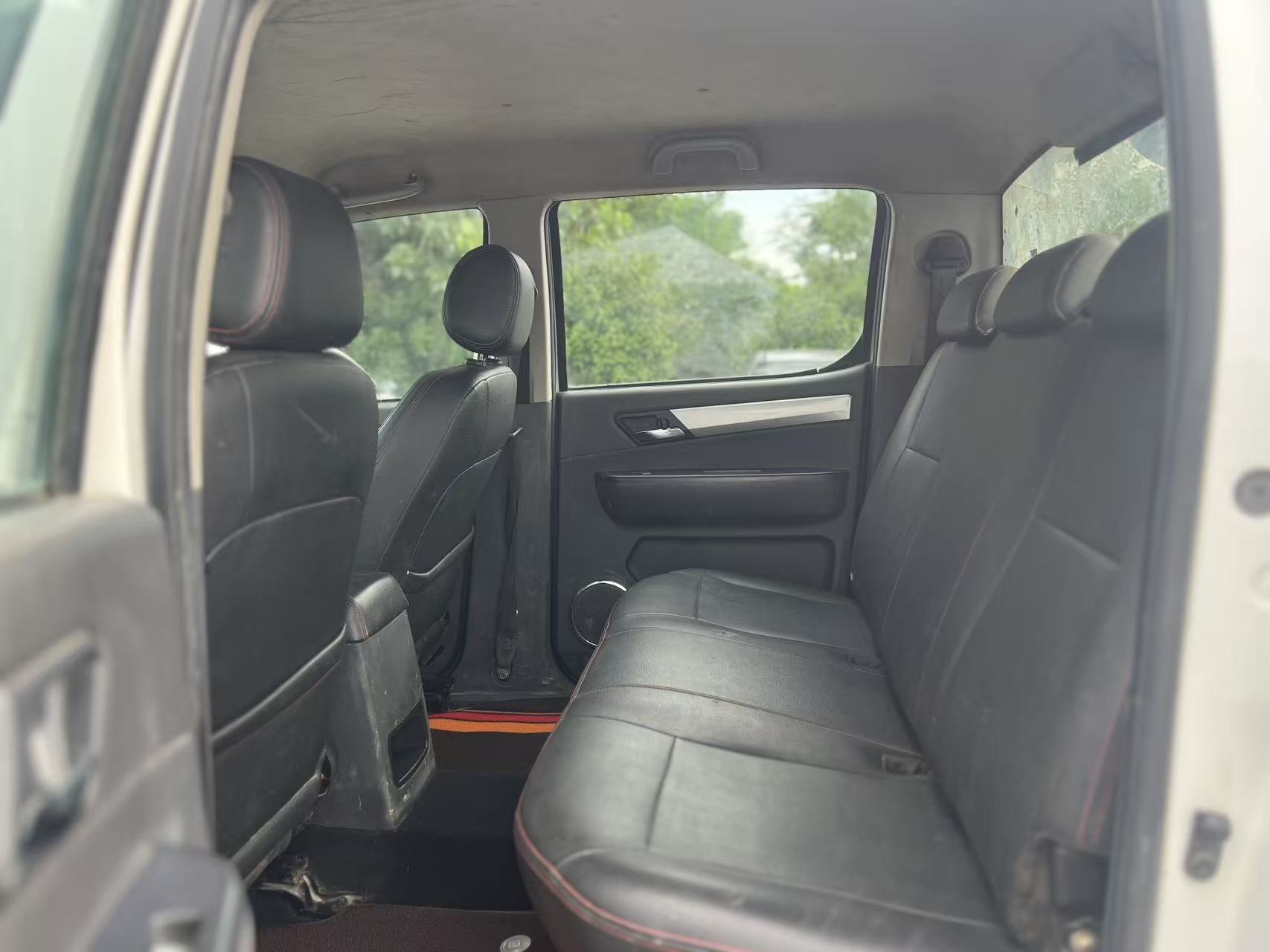 JAC 2019 Shuailing T8 2.0T