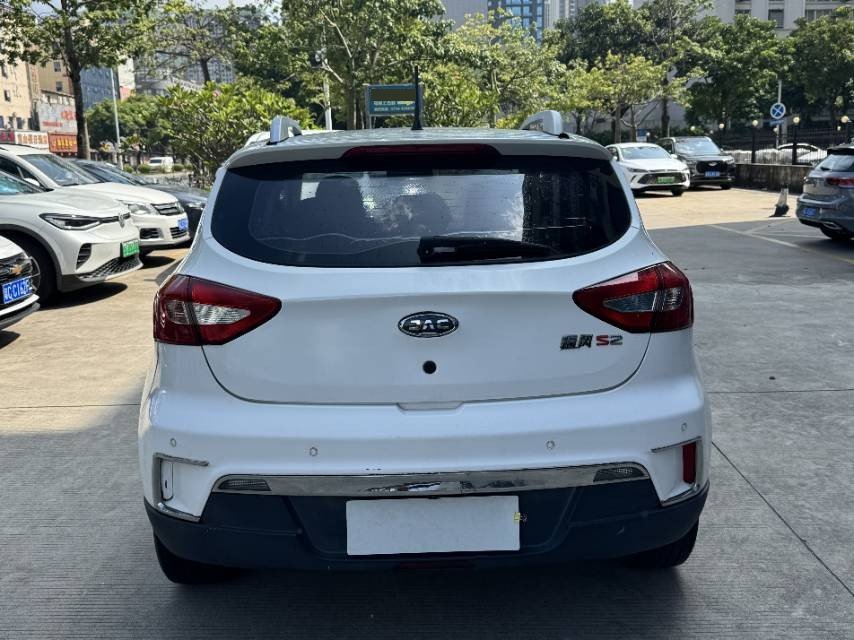 JAC 2016 Refine S2 1.5 CVT Luxury Intelligent Dual-Tone