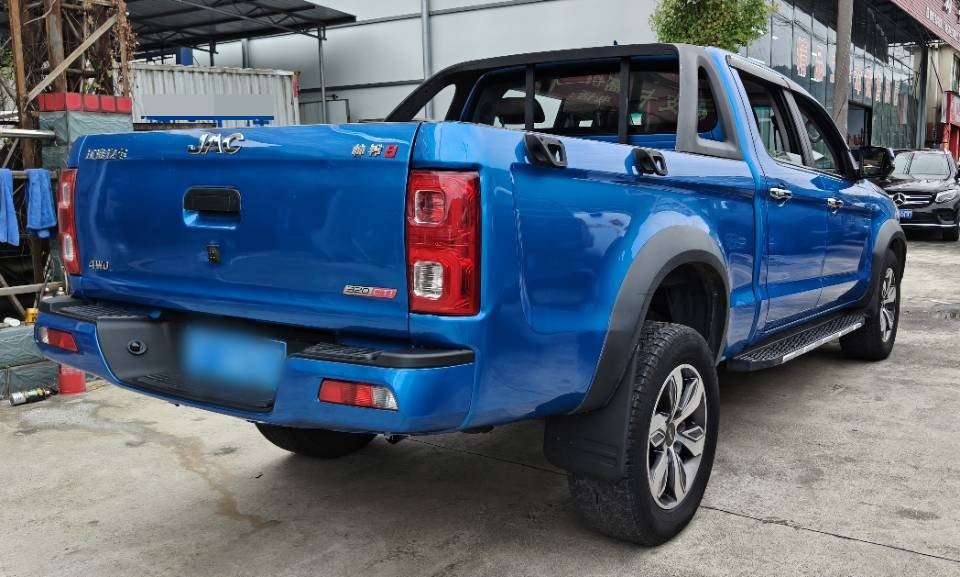 JAC 2018 Shuailing T8 2.0T 4WD Comfort Standard Double