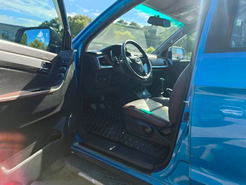 JAC 2019 Shuailing T8 2.0T 2WD Luxury Large Double