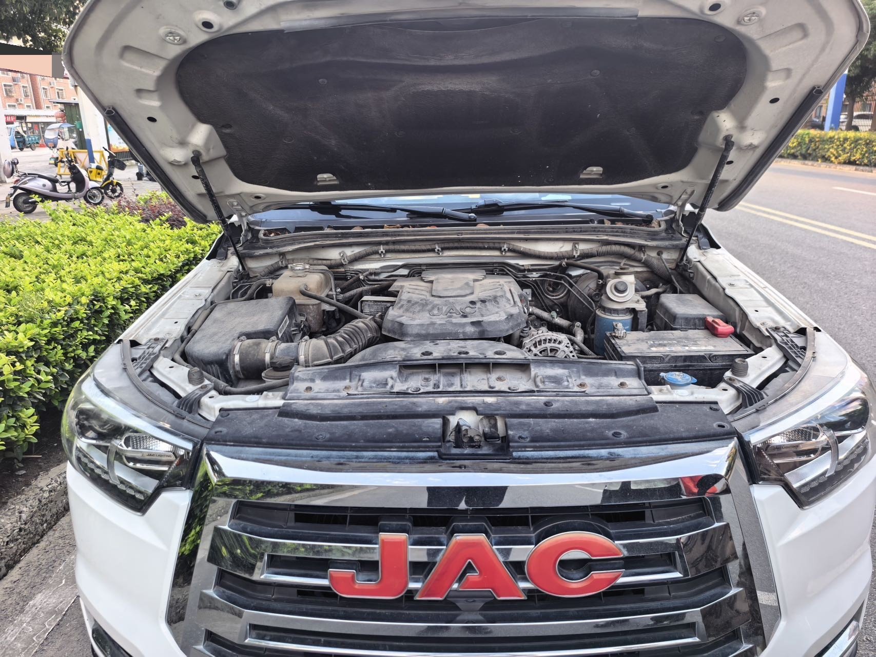 JAC 2020 Shuailing T8 2.0T