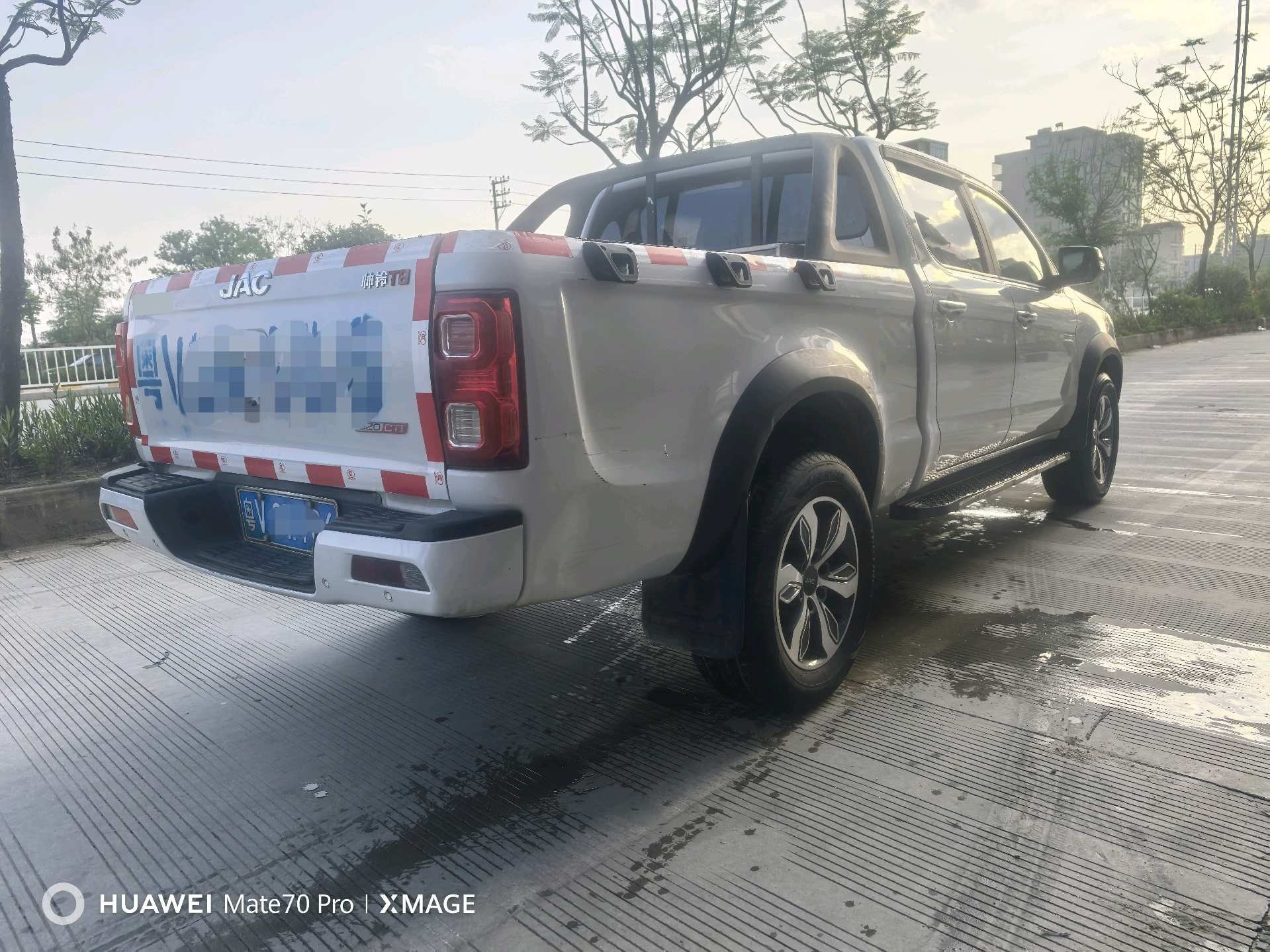 JAC 2018 Shuailing T8 2.0T 2WD Smart Connect Large Double Cab