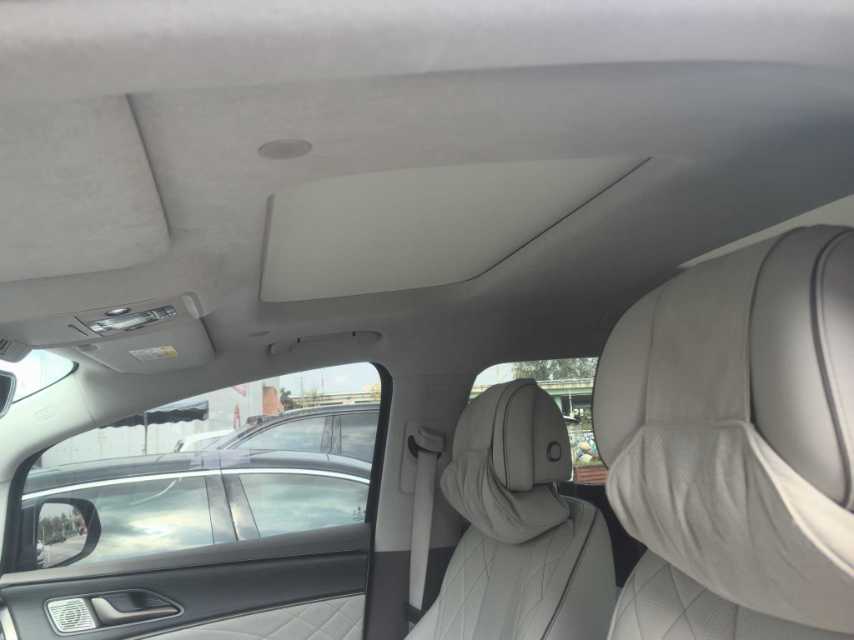Denza 2022 Denza D9 DM-i 1.5T CVT 970 AWD Flagship