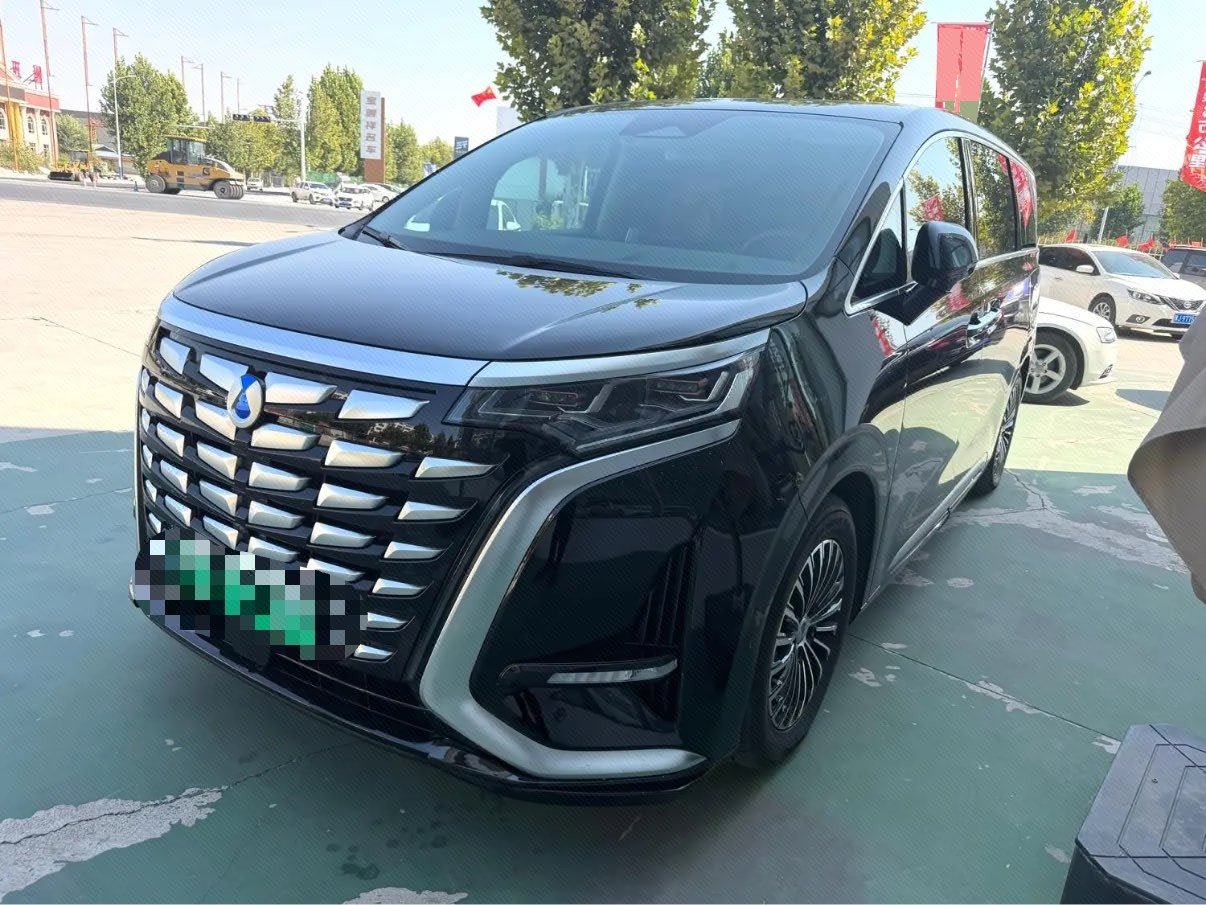 Denza 2022 Denza D9 DM-i 1.5T CVT 970 AWD Flagship
