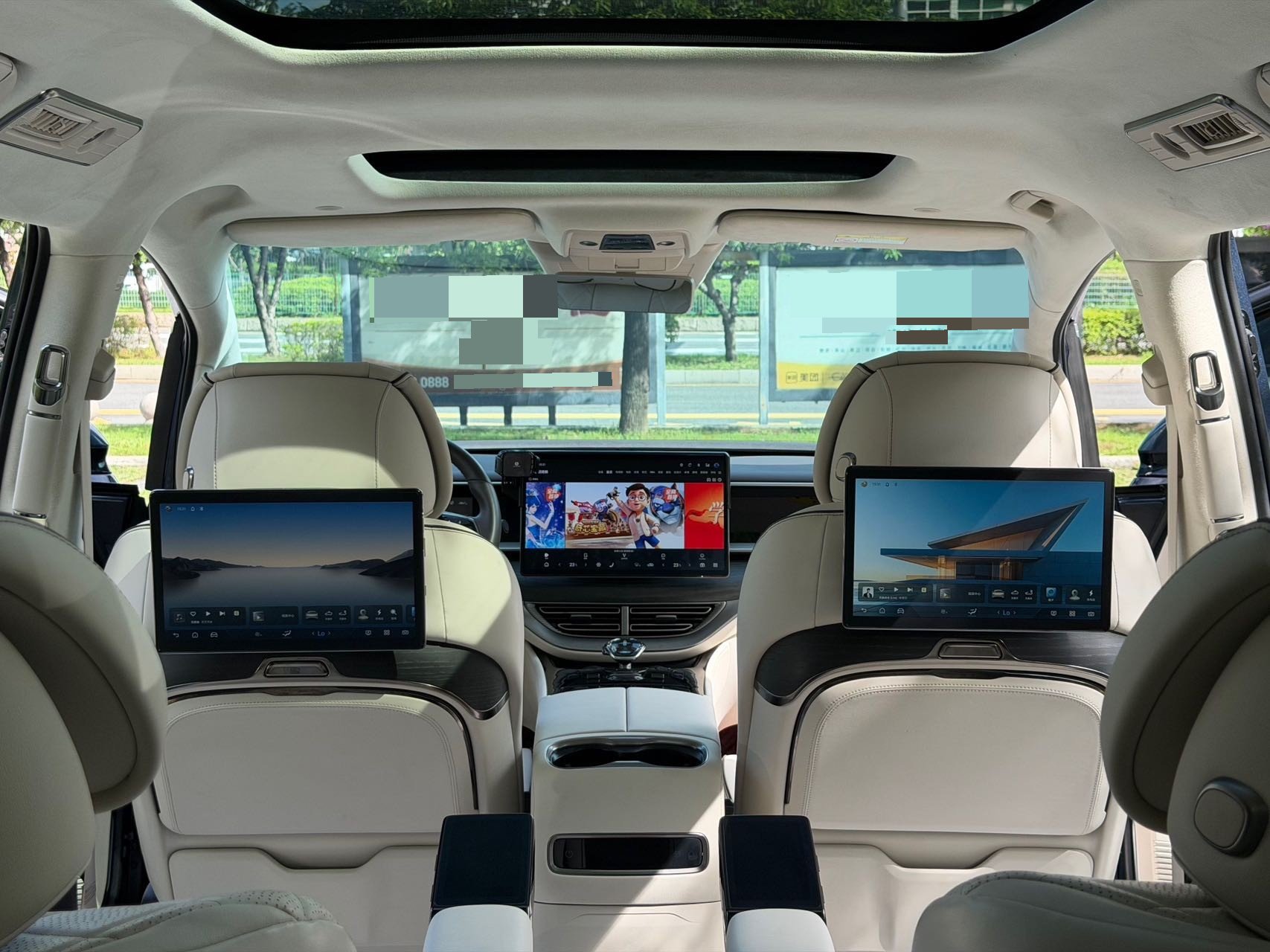 Denza 2024 Denza D9 DM-i 1.5T CVT 980 AWD Flagship