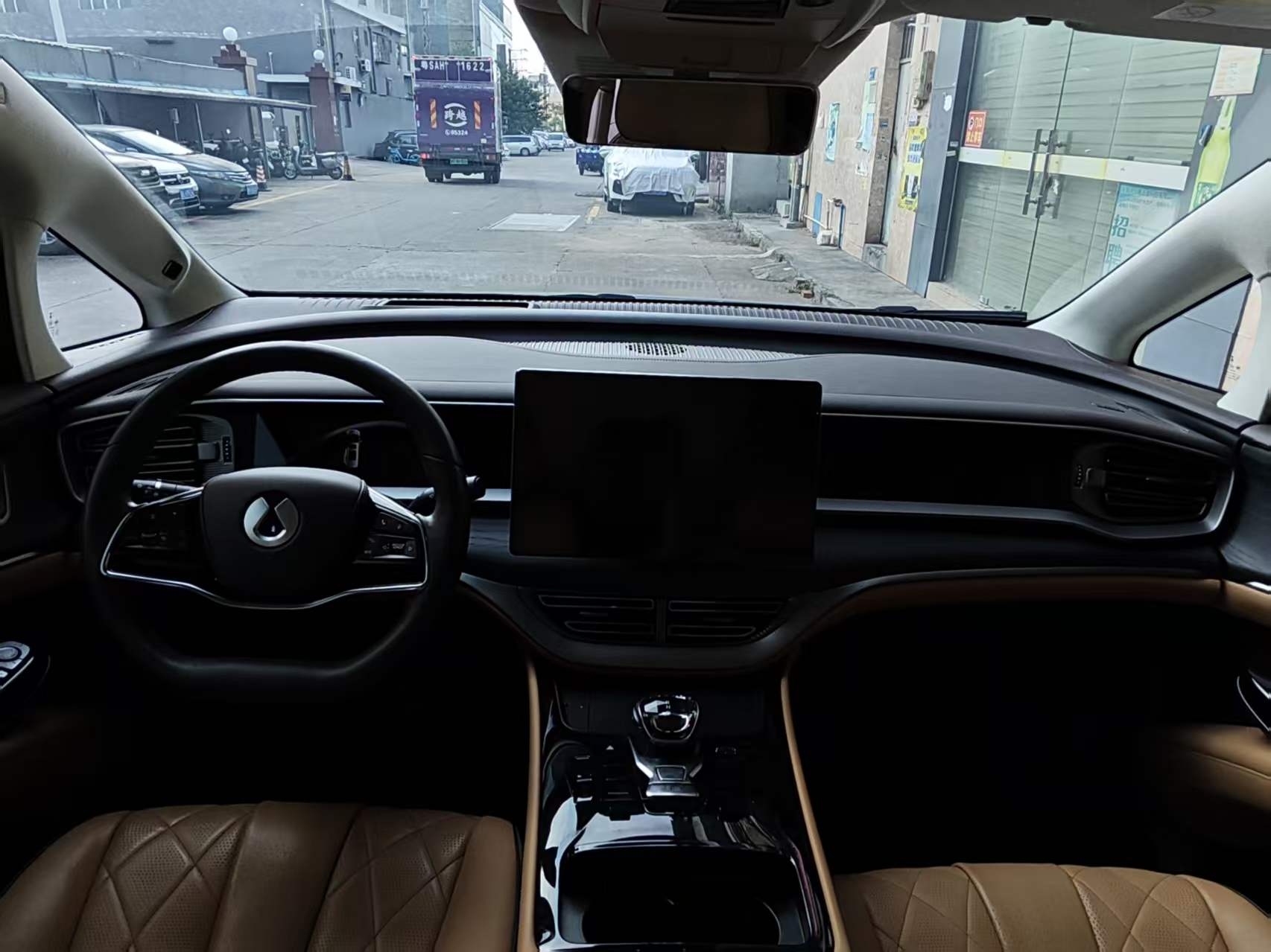 Denza 2024 Denza D9 DM-i 1.5T CVT 980 AWD Flagship