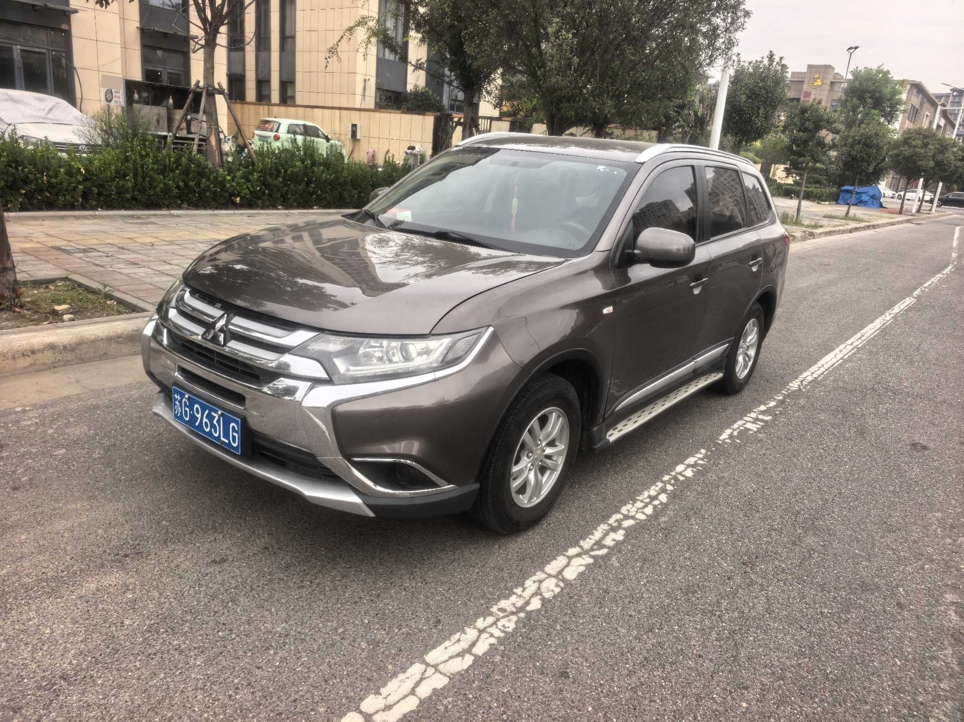 Mitsubishi Outlander 2016 2.0 CVT 2WD Fashion 5-Seater