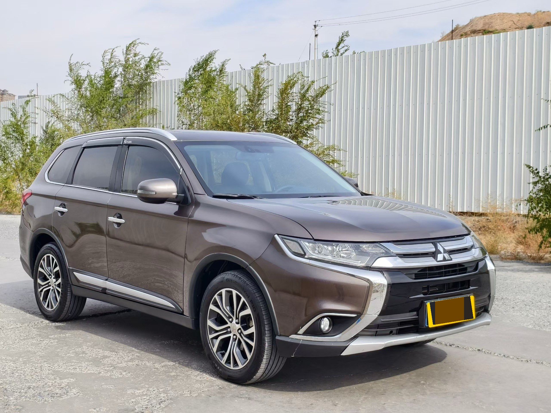 Mitsubishi Outlander 2018 2.4 CVT AWD Luxury 7-Seater