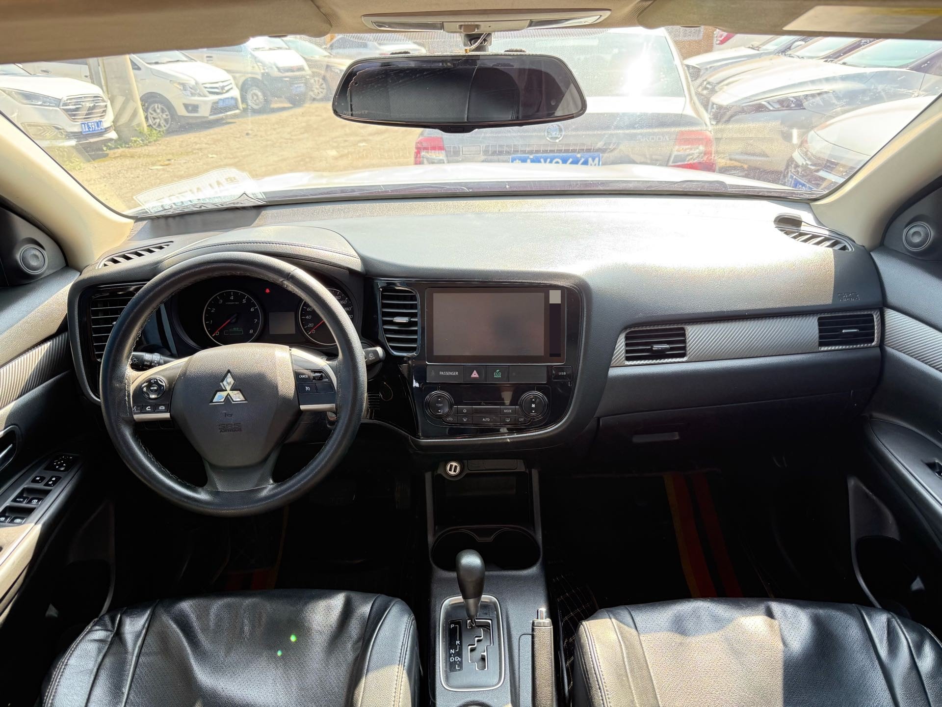 Mitsubishi Outlander 2017 2.0 CVT 2WD Glory 5-Seater