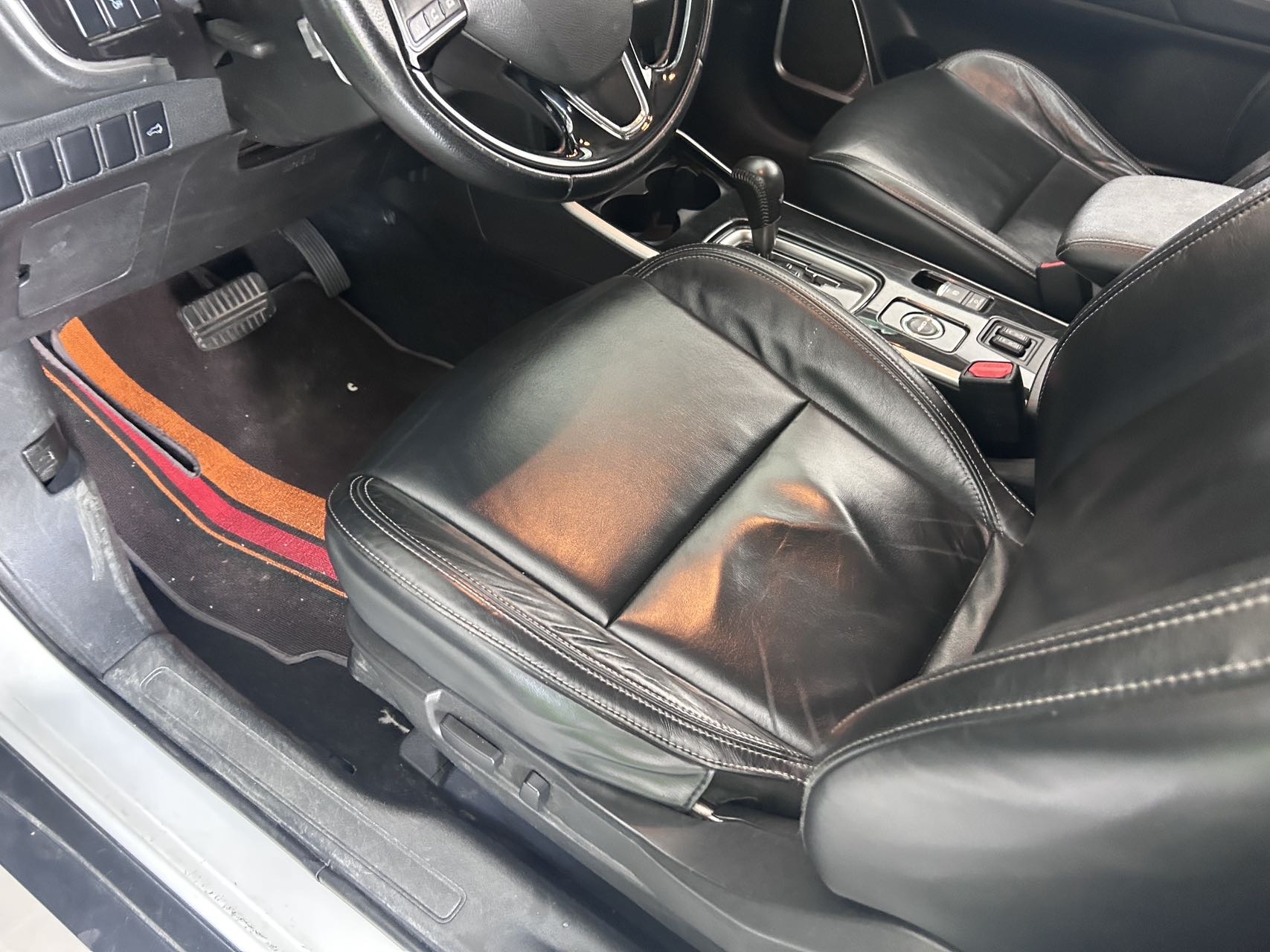 Mitsubishi Outlander 2019 2.4 CVT 4WD 5-Seater